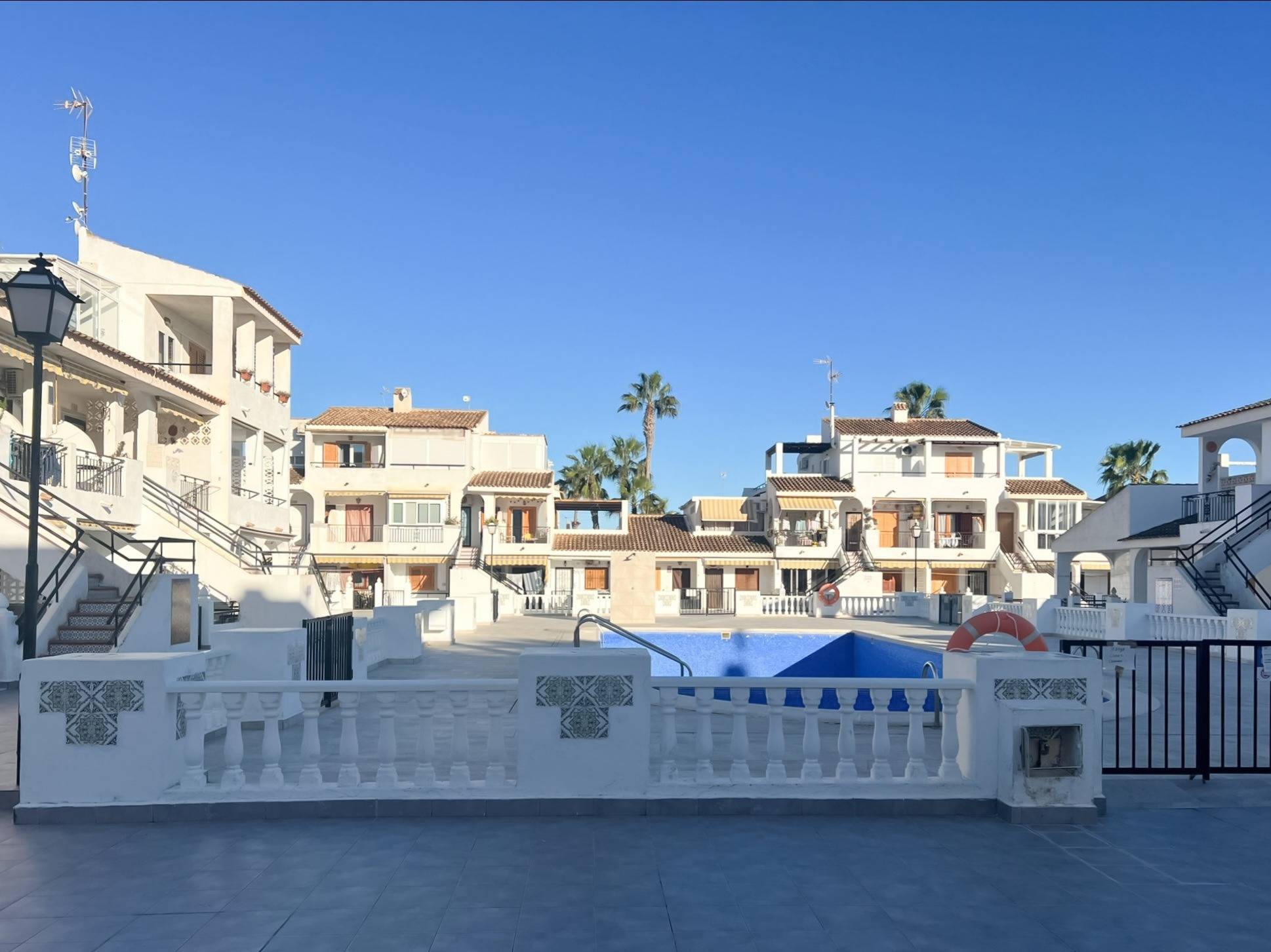 Dining area in bungalow for sale in Torrevieja
