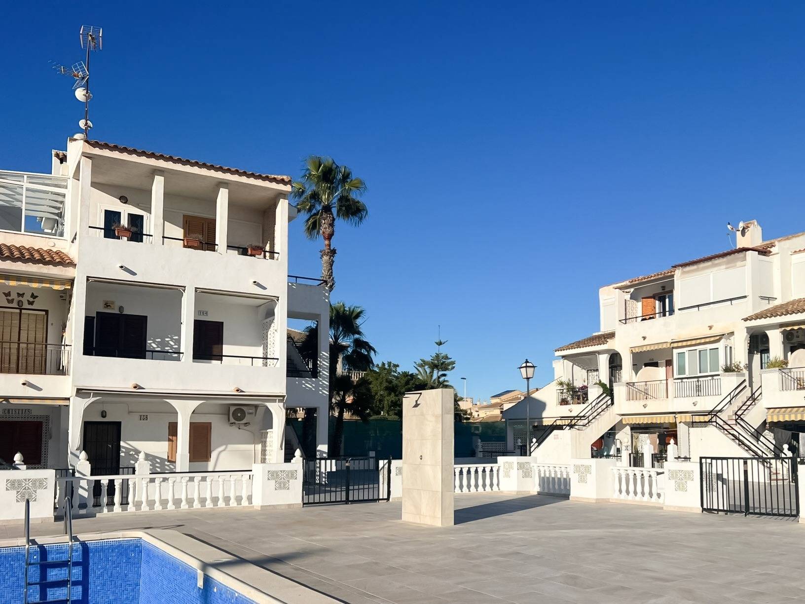 Bedroom in bungalow for sale in Torrevieja