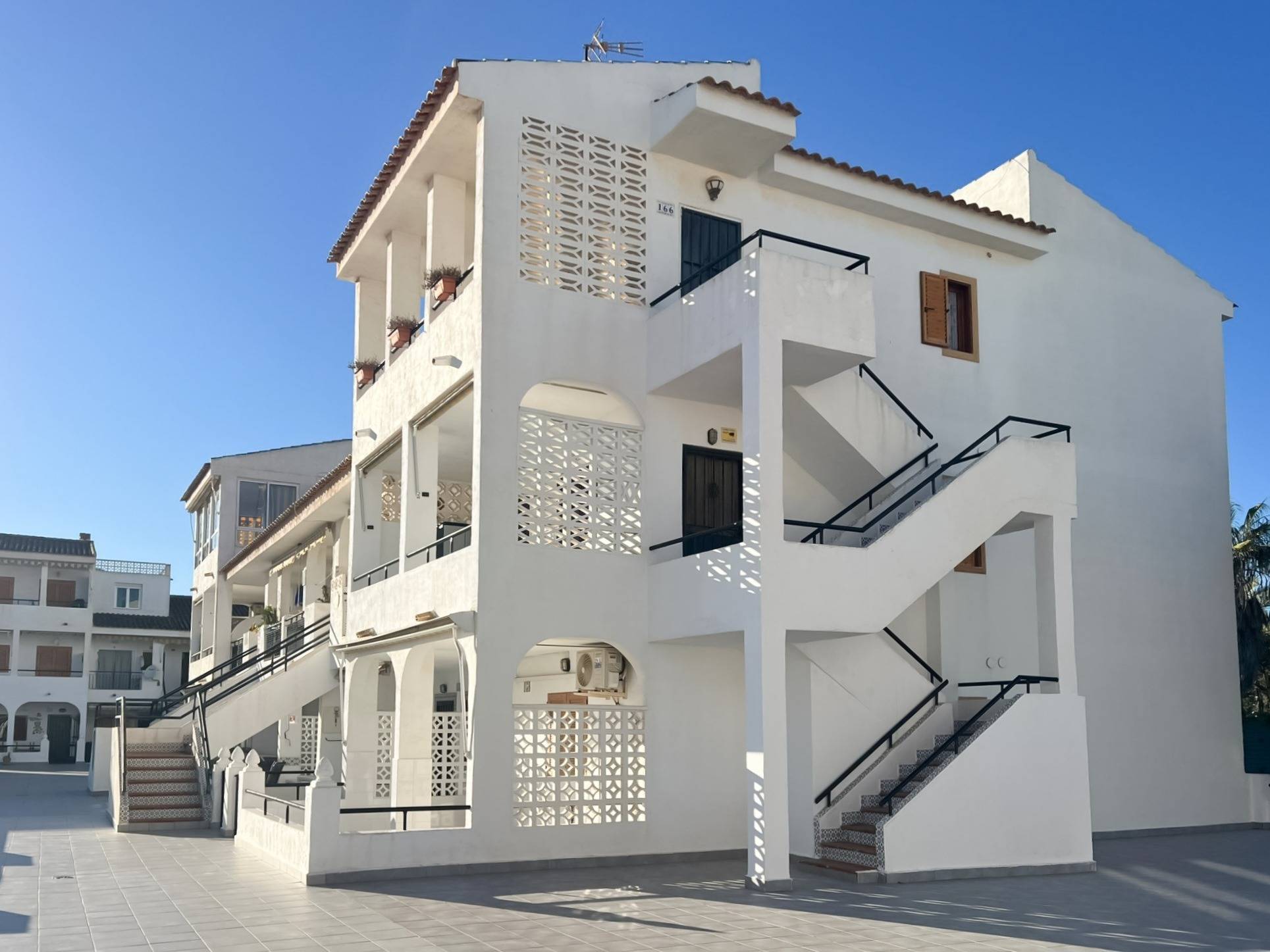 Master bedroom in bungalow for sale in Torrevieja