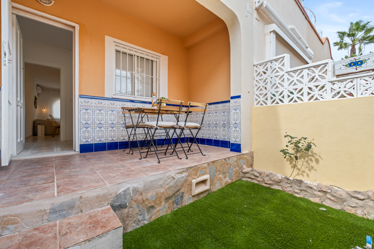 Living room in terraced for sale in La Florida