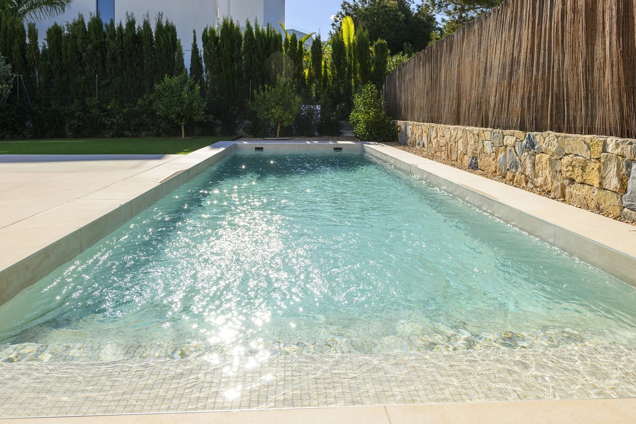 Terrace in villa for sale in Las Colinas Golf