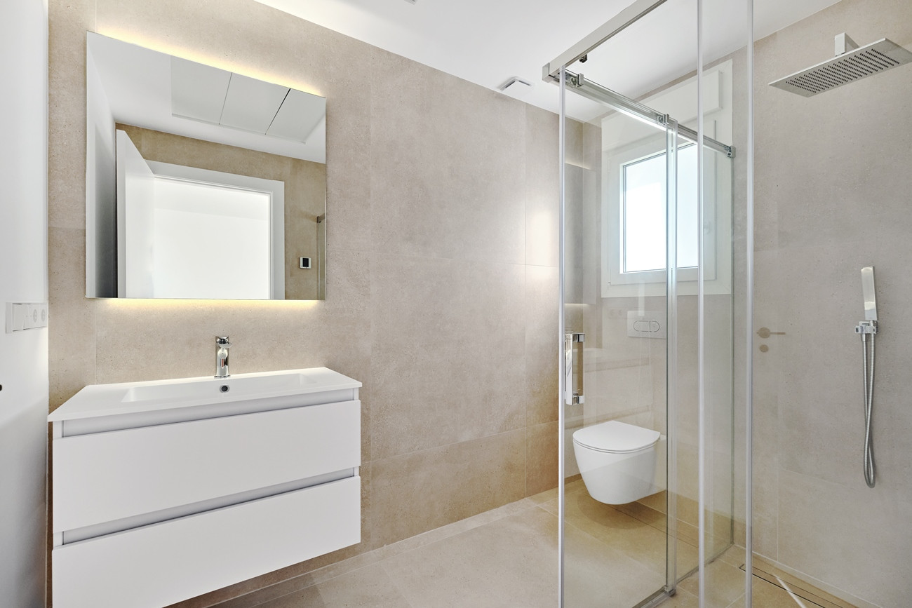 Master bedroom in villa for sale in Orihuela Costa