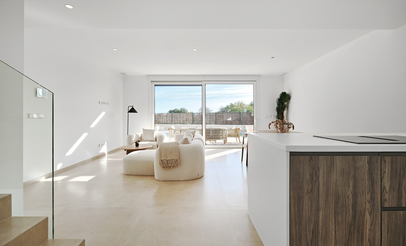 Garden in villa for sale in Orihuela Costa