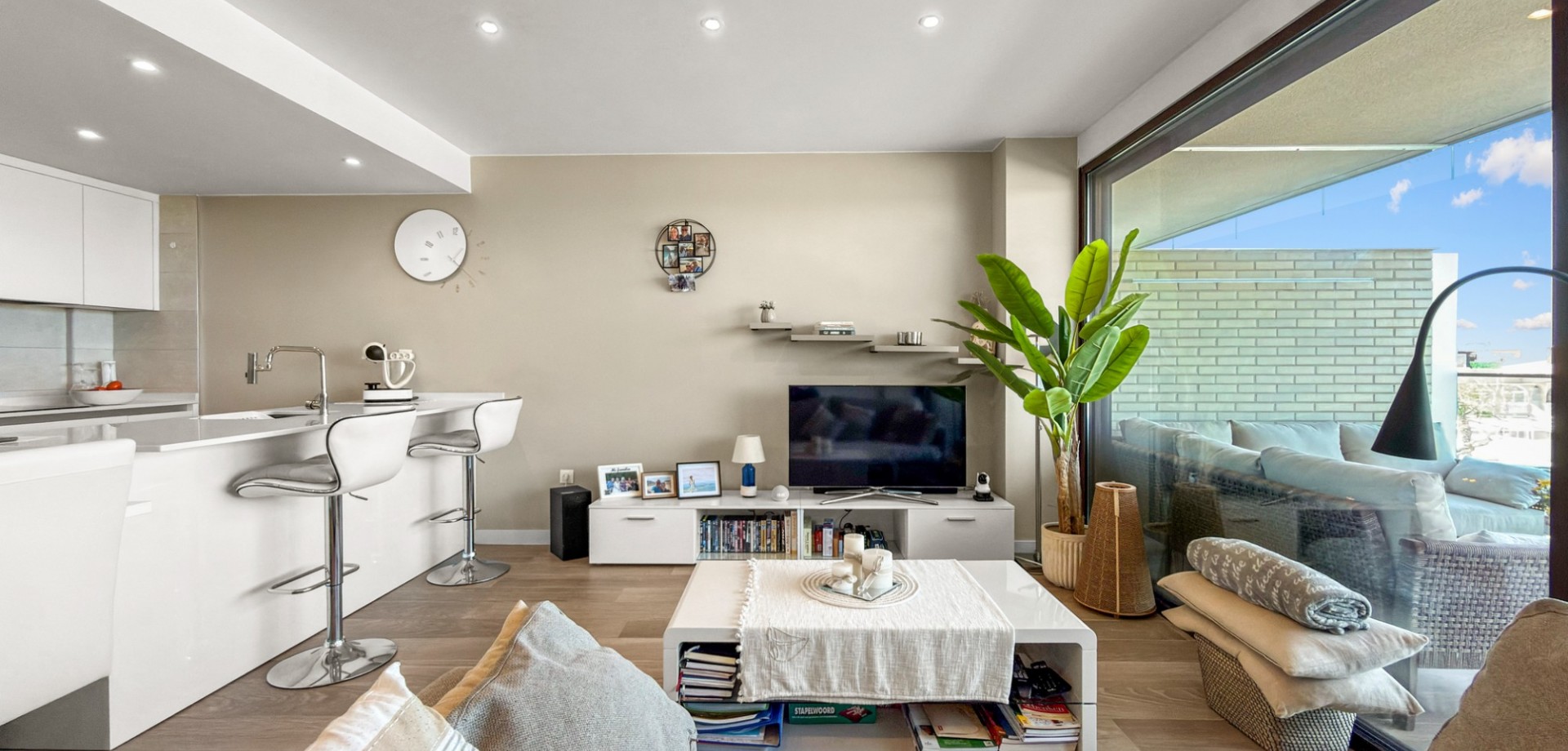 Garden in apartment for sale in Cartagena