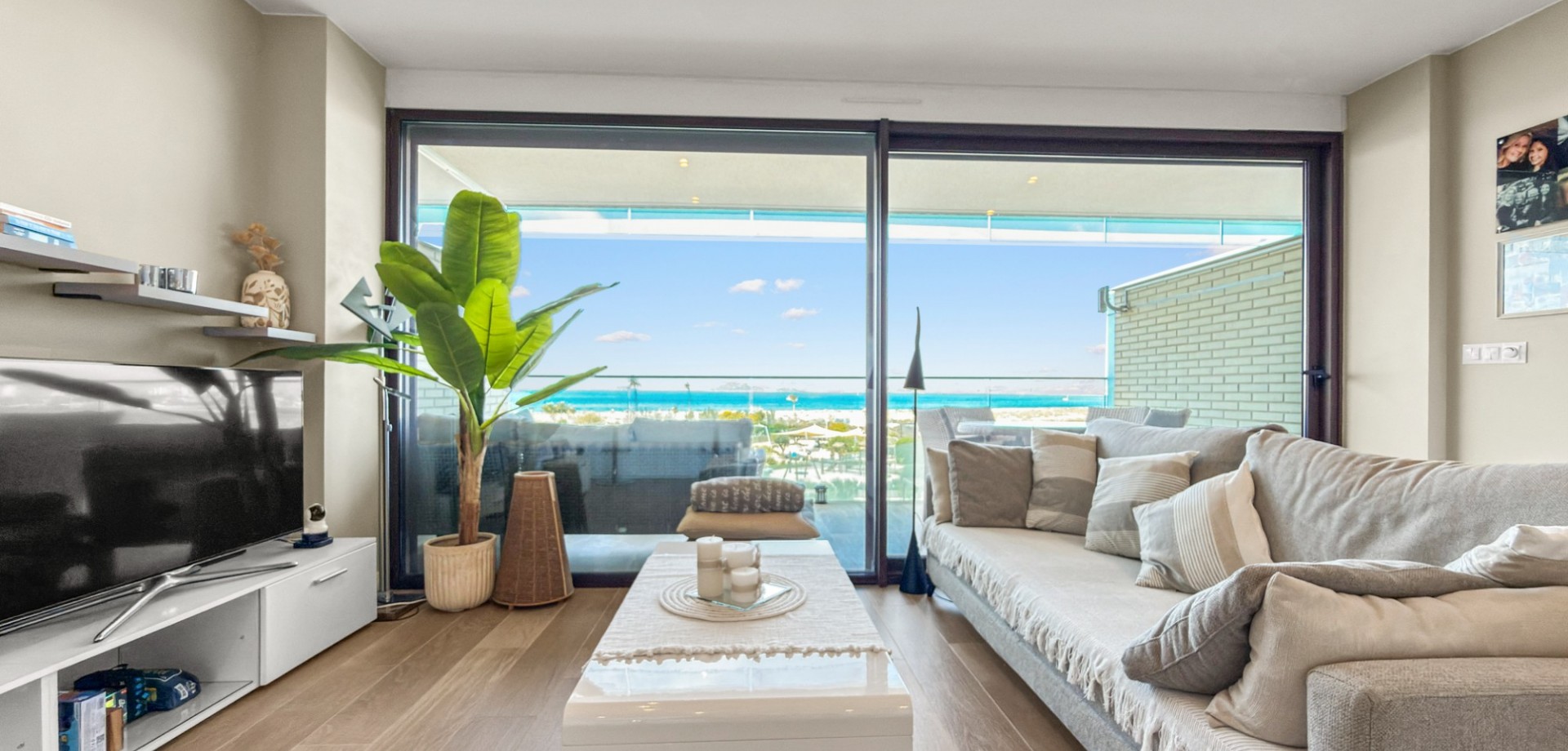 Terrace in apartment for sale in Cartagena