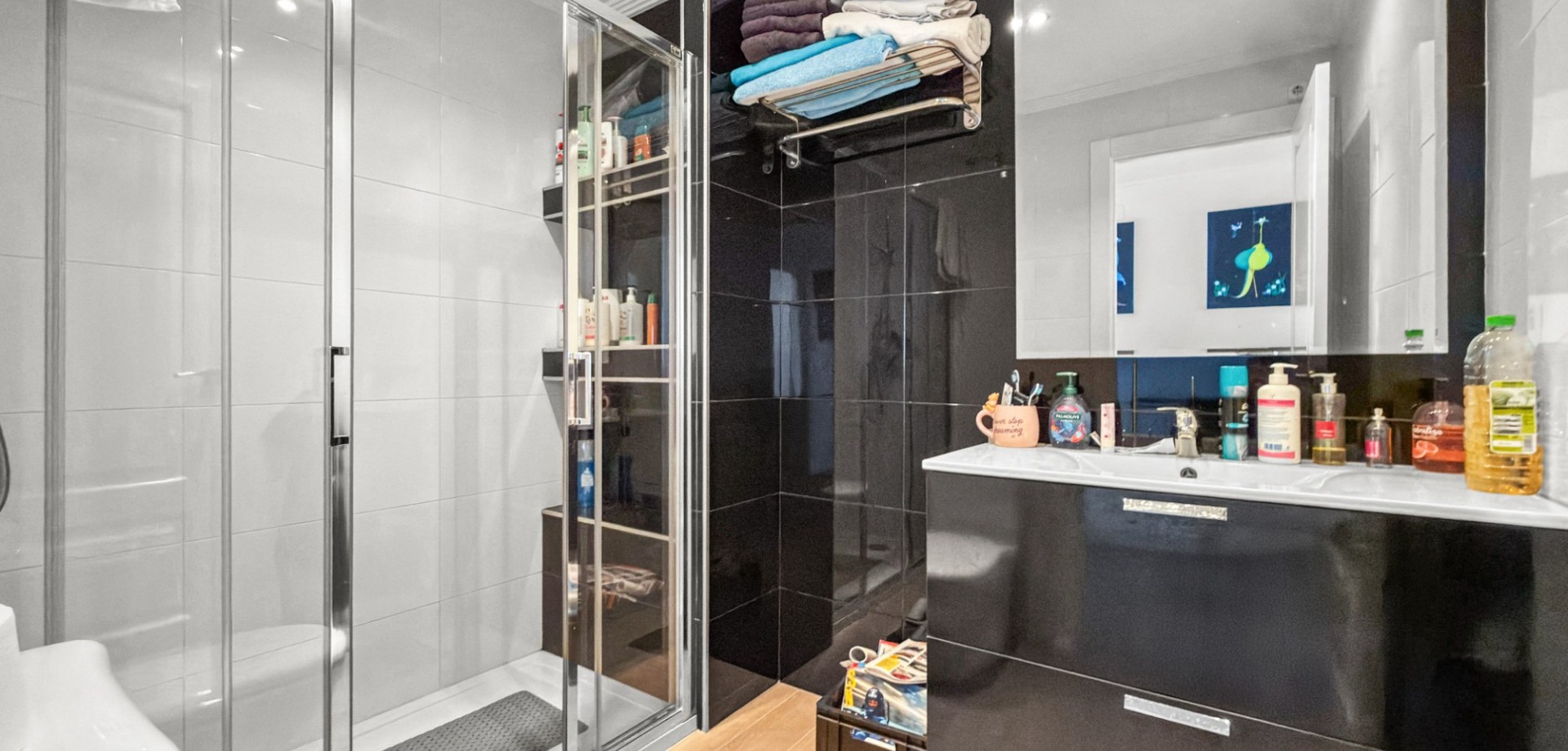 Bedroom in apartment for sale in Orihuela Costa