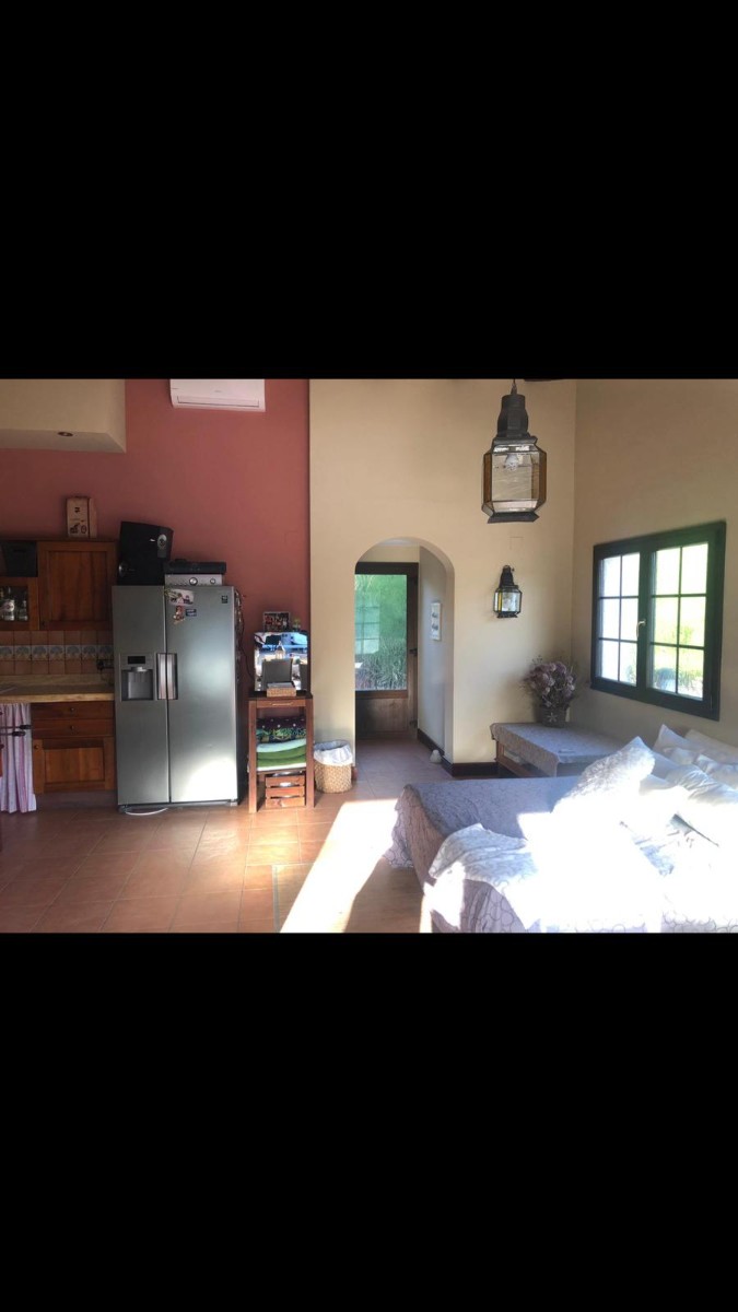 Pool area in villa for sale in Elda