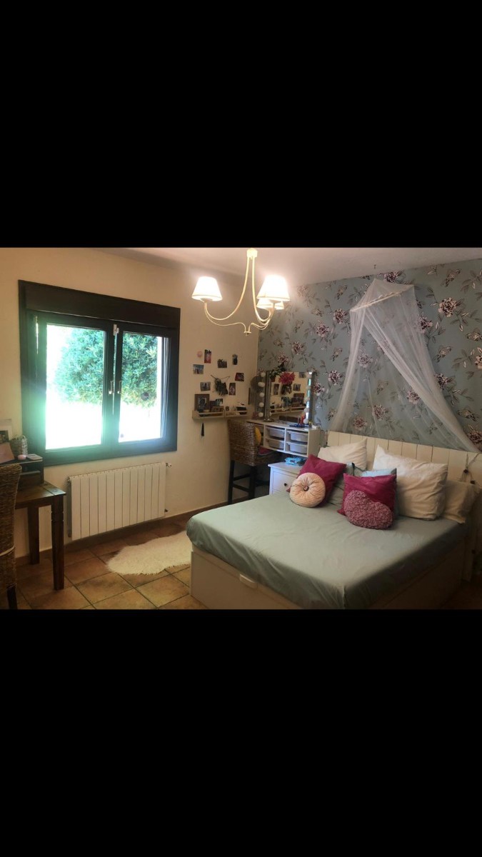 Dining area in villa for sale in Elda