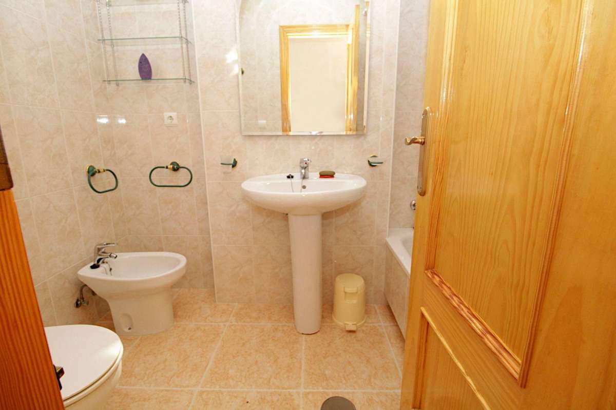 Bathroom in apartment for sale in Torrevieja