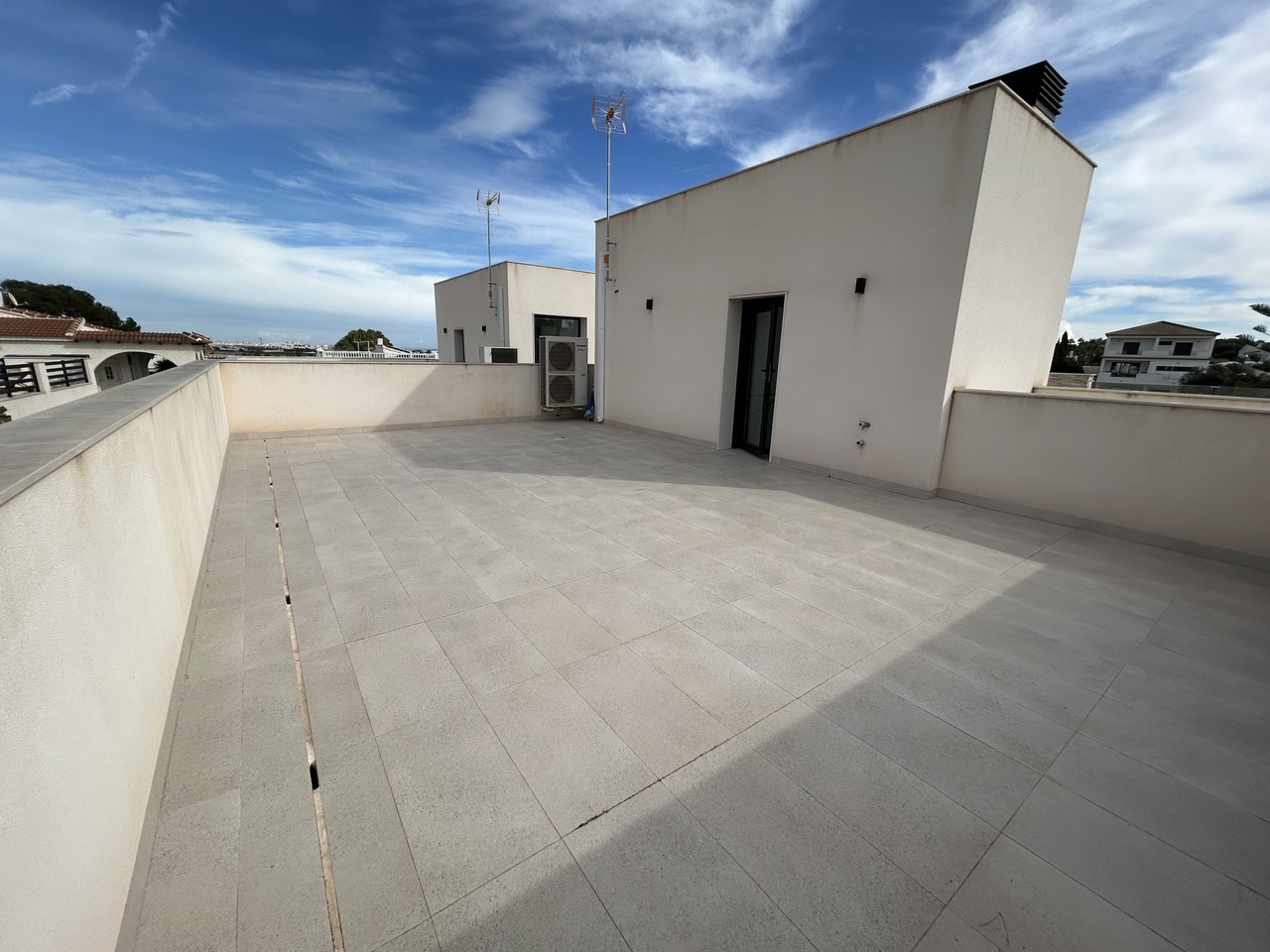 Kitchen in villa for sale in Los Balcones