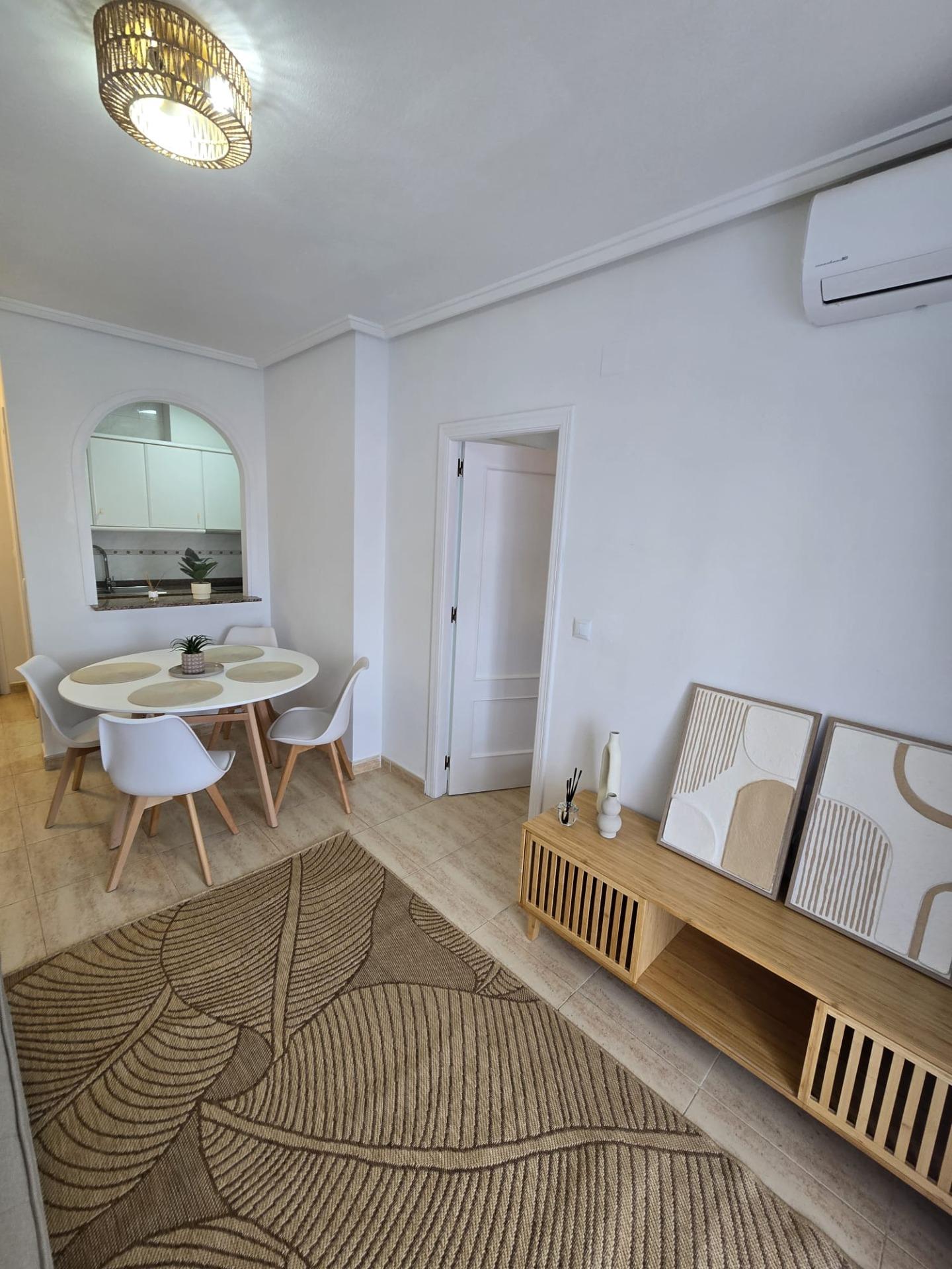 Terrace in apartment for sale in Torrevieja