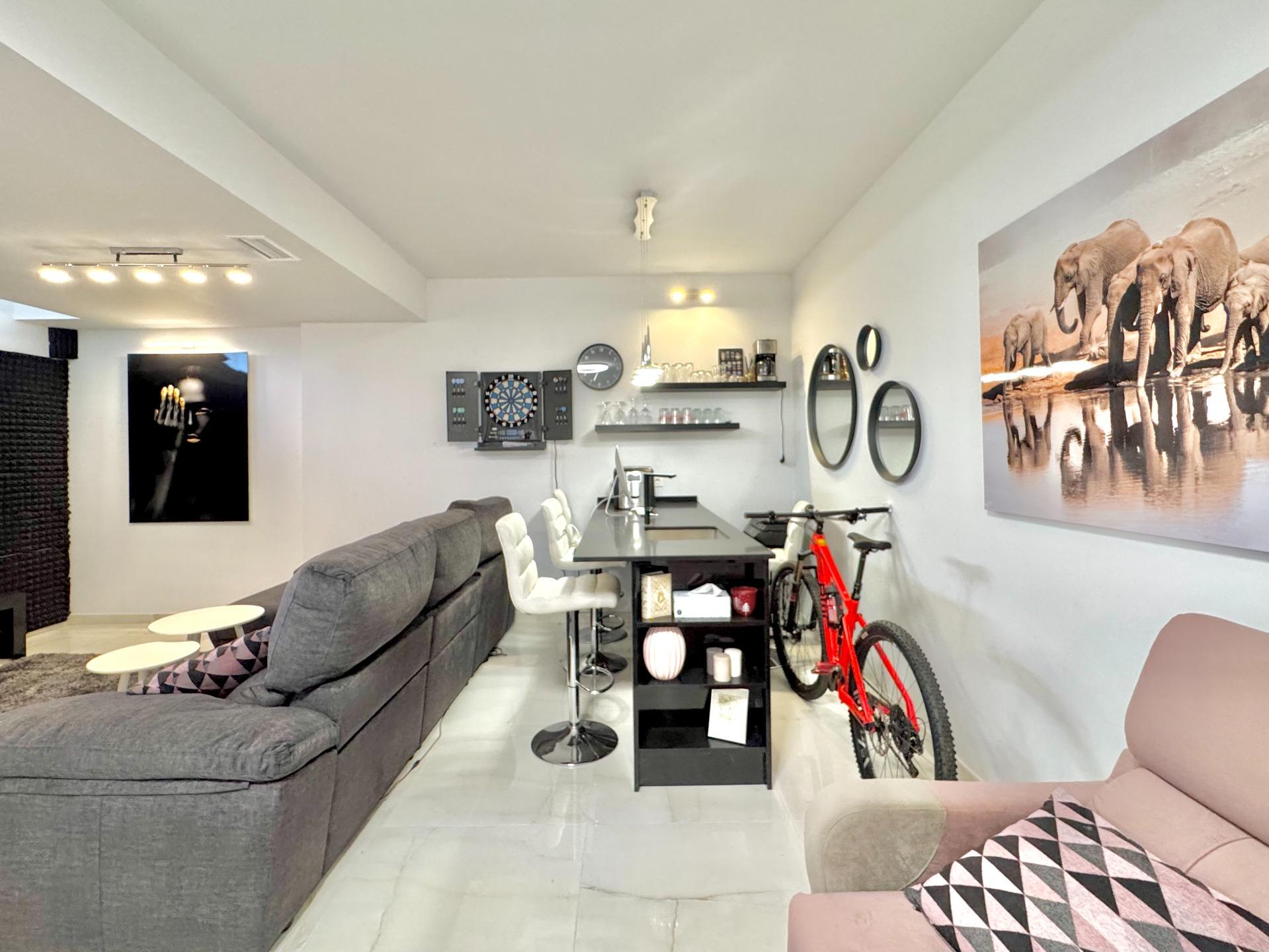 Kitchen in villa for sale in Orihuela Costa