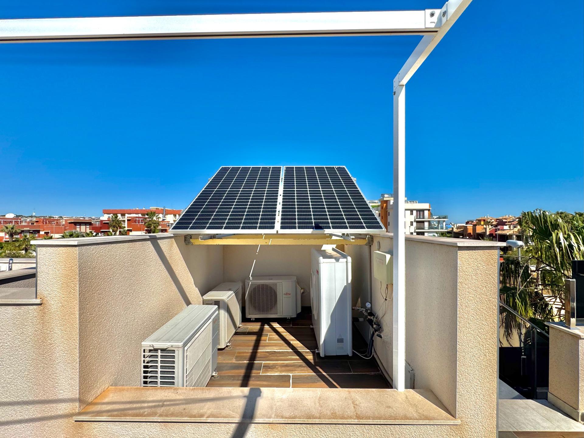 Terrace in villa for sale in Orihuela Costa