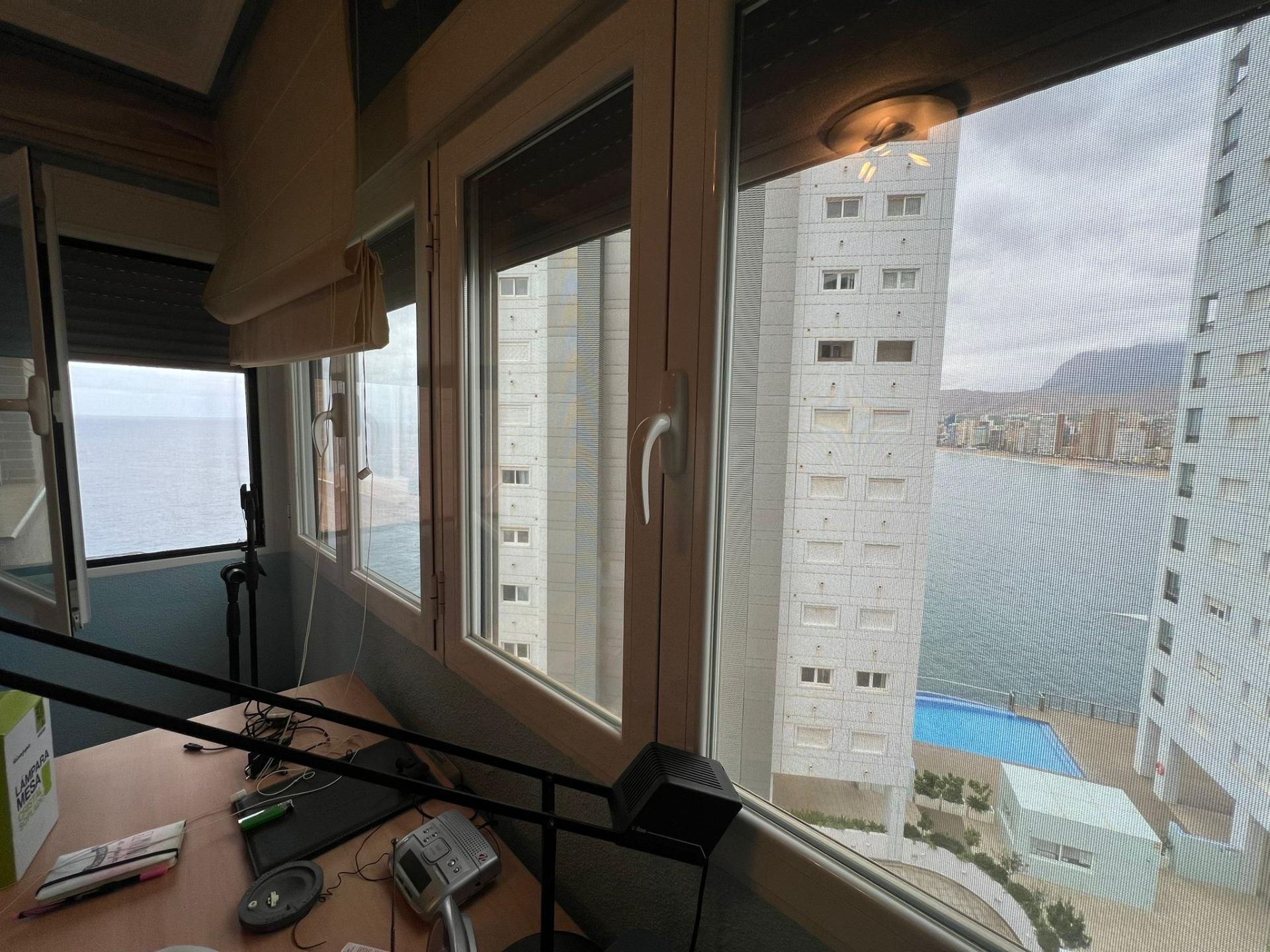 Bedroom in apartment for sale in Benidorm