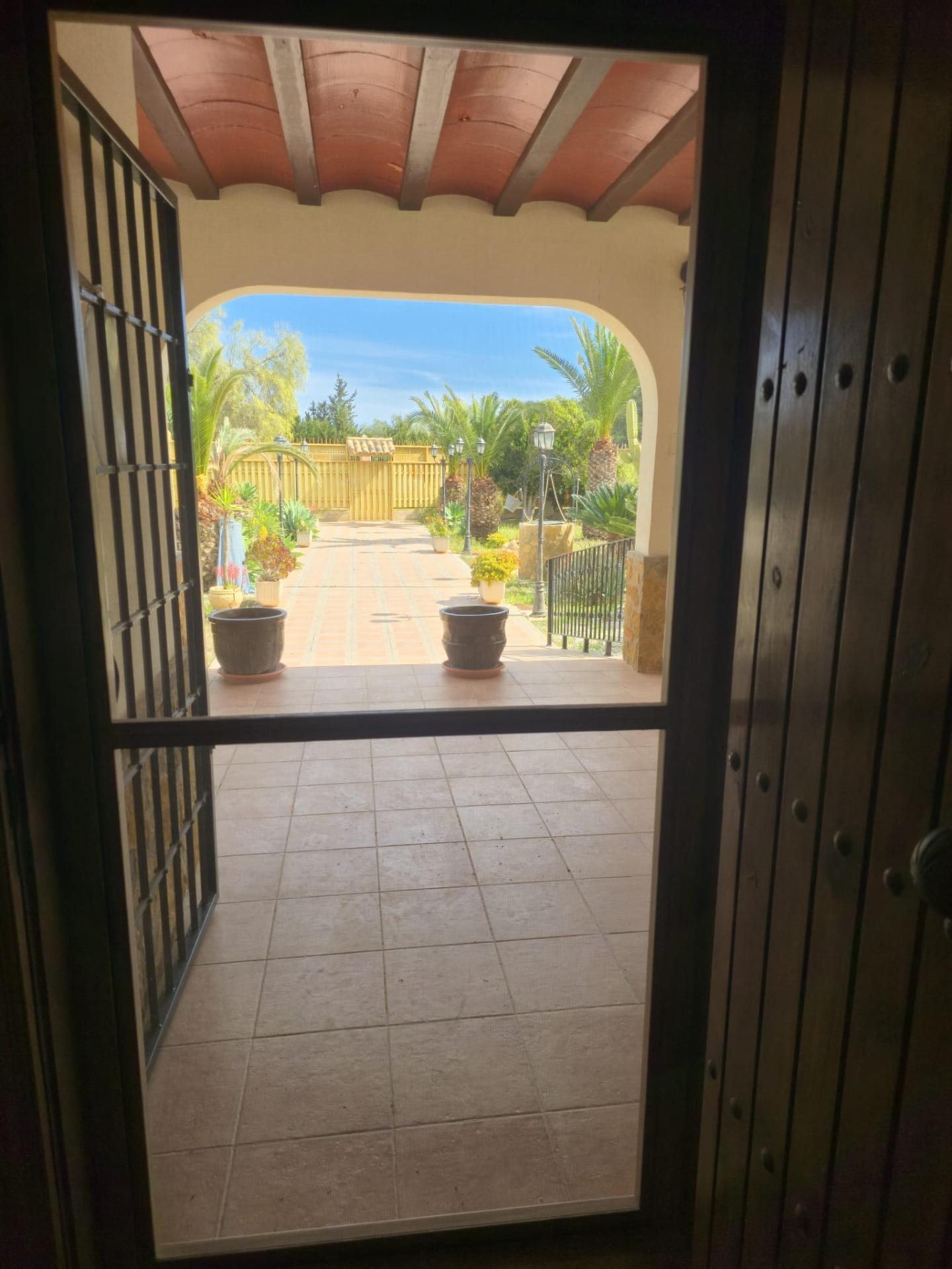 Dining area in villa for sale in Murcia
