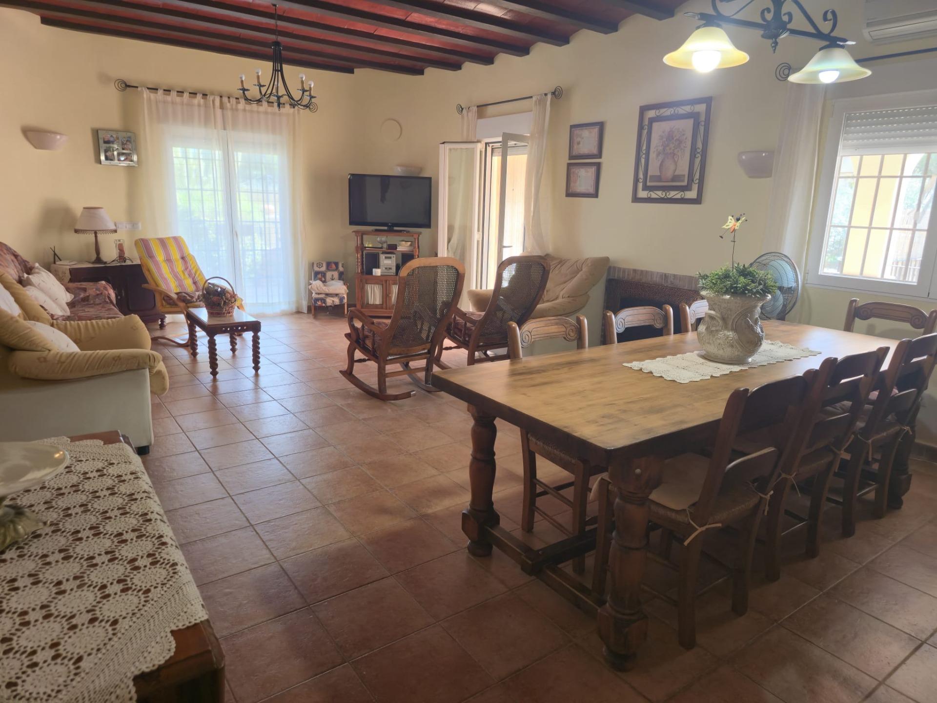 Living room in villa for sale in Murcia