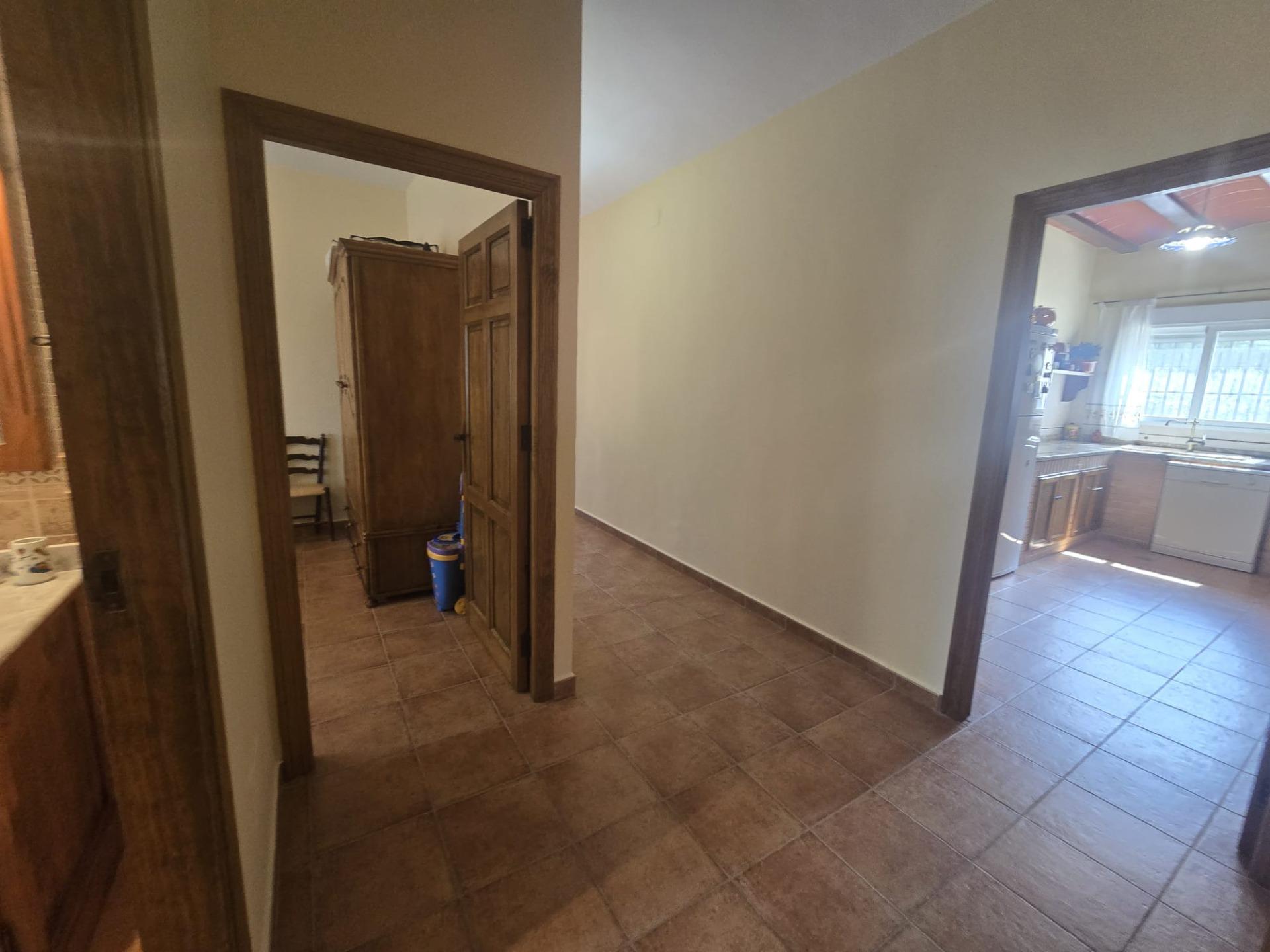 Dining area in villa for sale in Murcia