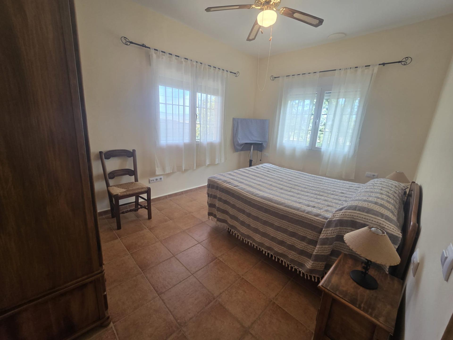 Dining area in villa for sale in Murcia