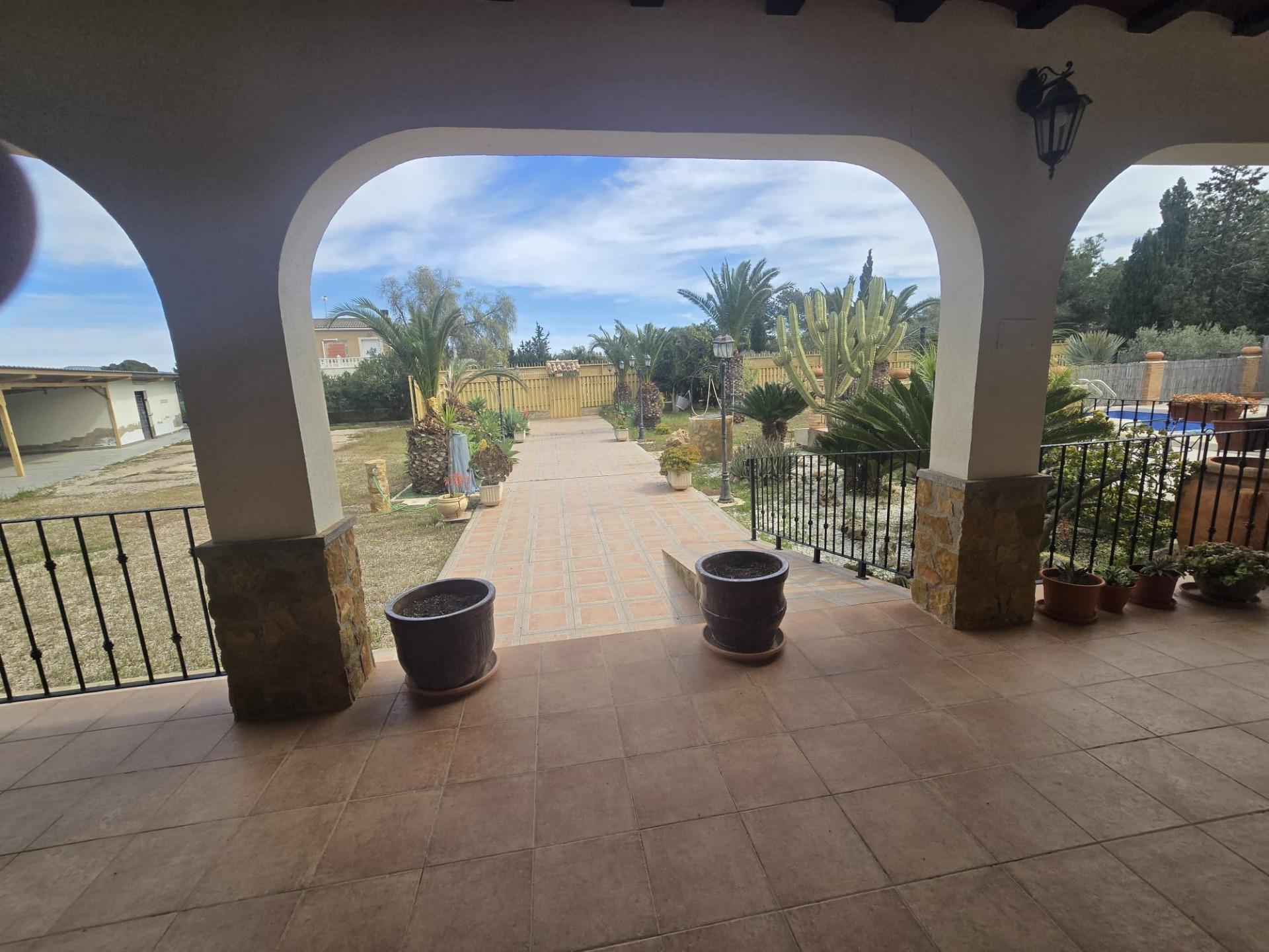 Bedroom in villa for sale in Murcia