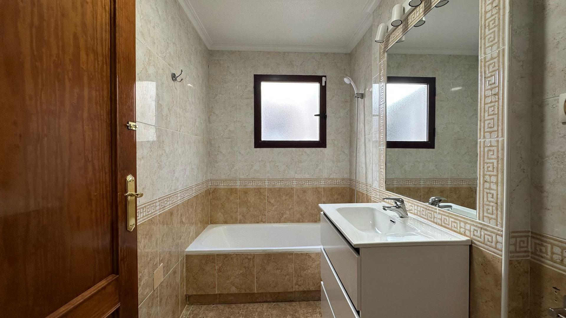 Bedroom in apartment for sale in Orihuela Costa