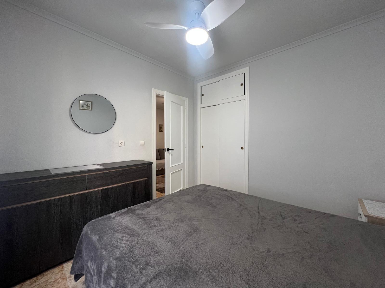 Master bedroom in apartment for sale in Torrevieja