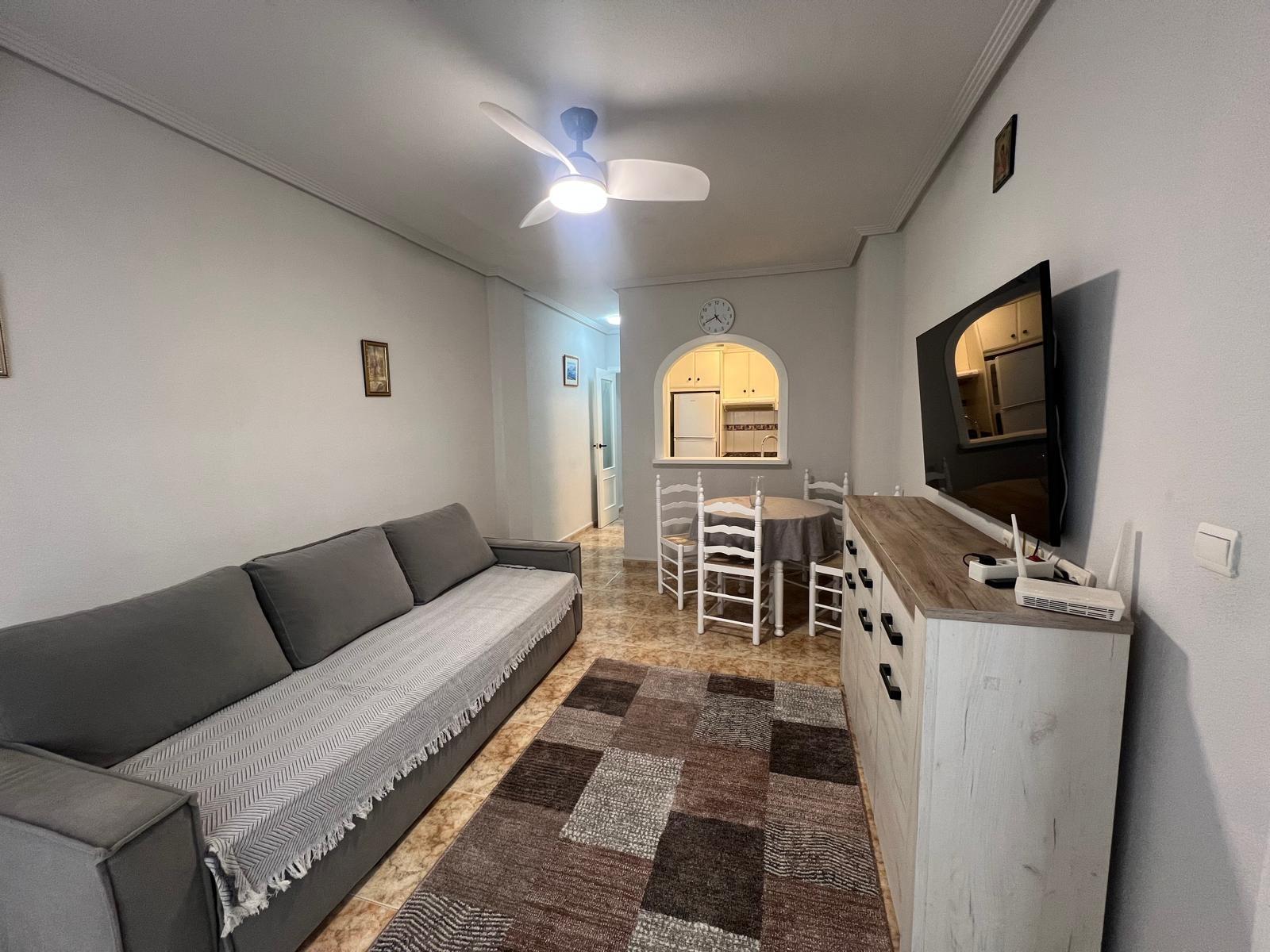 We present this cozy and functional 1-bedroom, 1-bathroom apartment located in the heart of Torrevie