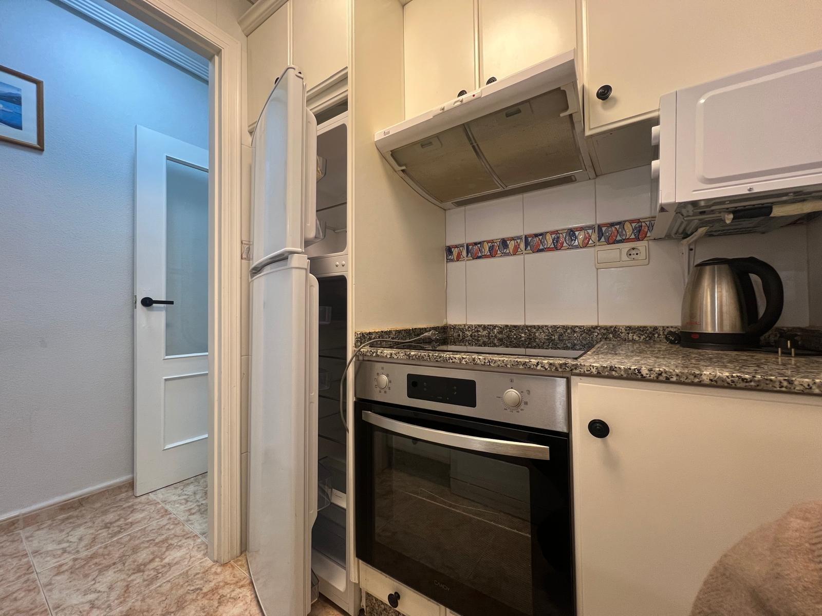 We present this cozy and functional 1-bedroom, 1-bathroom apartment located in the heart of Torrevie
