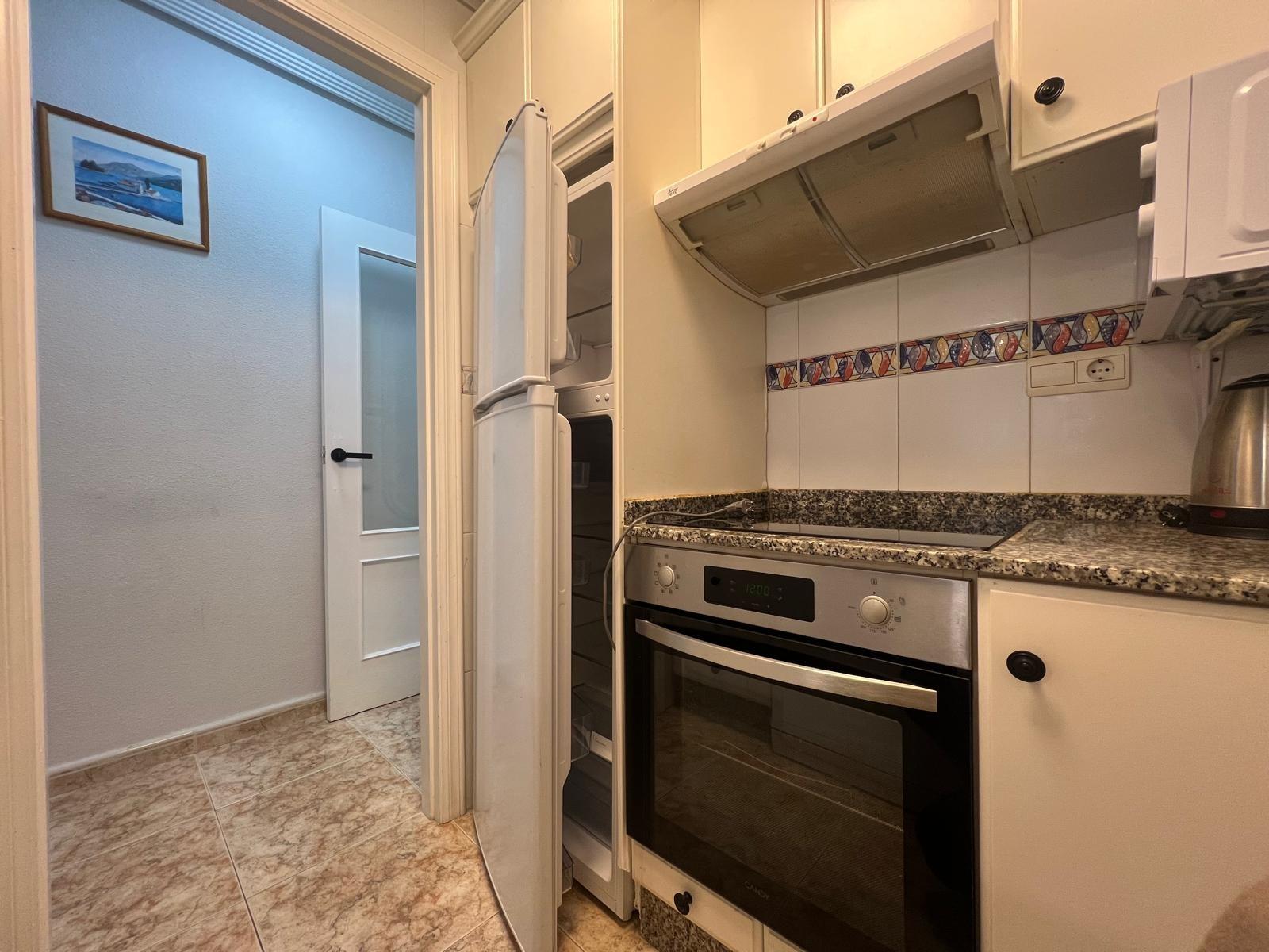 We present this cozy and functional 1-bedroom, 1-bathroom apartment located in the heart of Torrevie