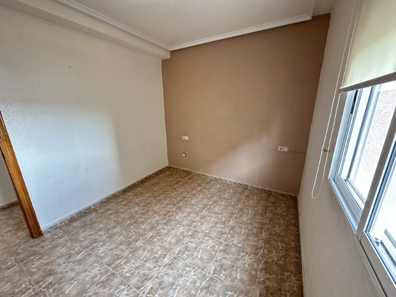 Pool area in apartment for sale in Torrevieja