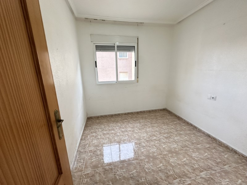 Kitchen in apartment for sale in Torrevieja