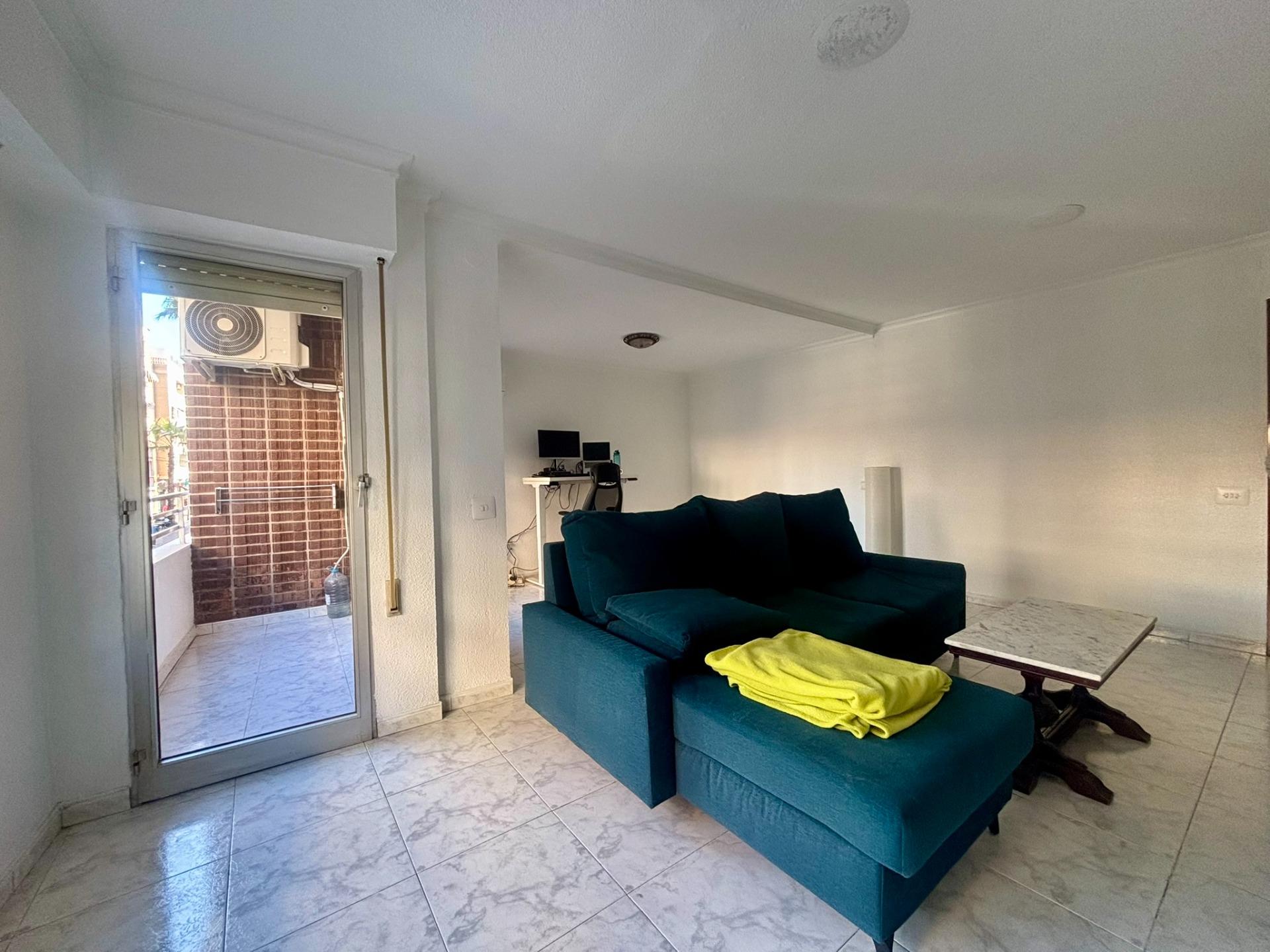 Terrace in apartment for sale in Torrevieja