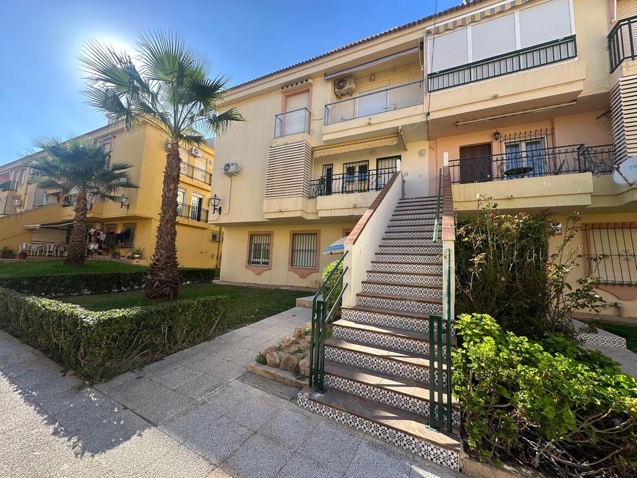 Bright and Modern 3-Bedroom Apartment in Torrevieja, La Veleta – Just Steps from the Sea