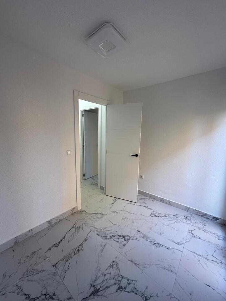 Terrace in apartment for sale in Torrevieja