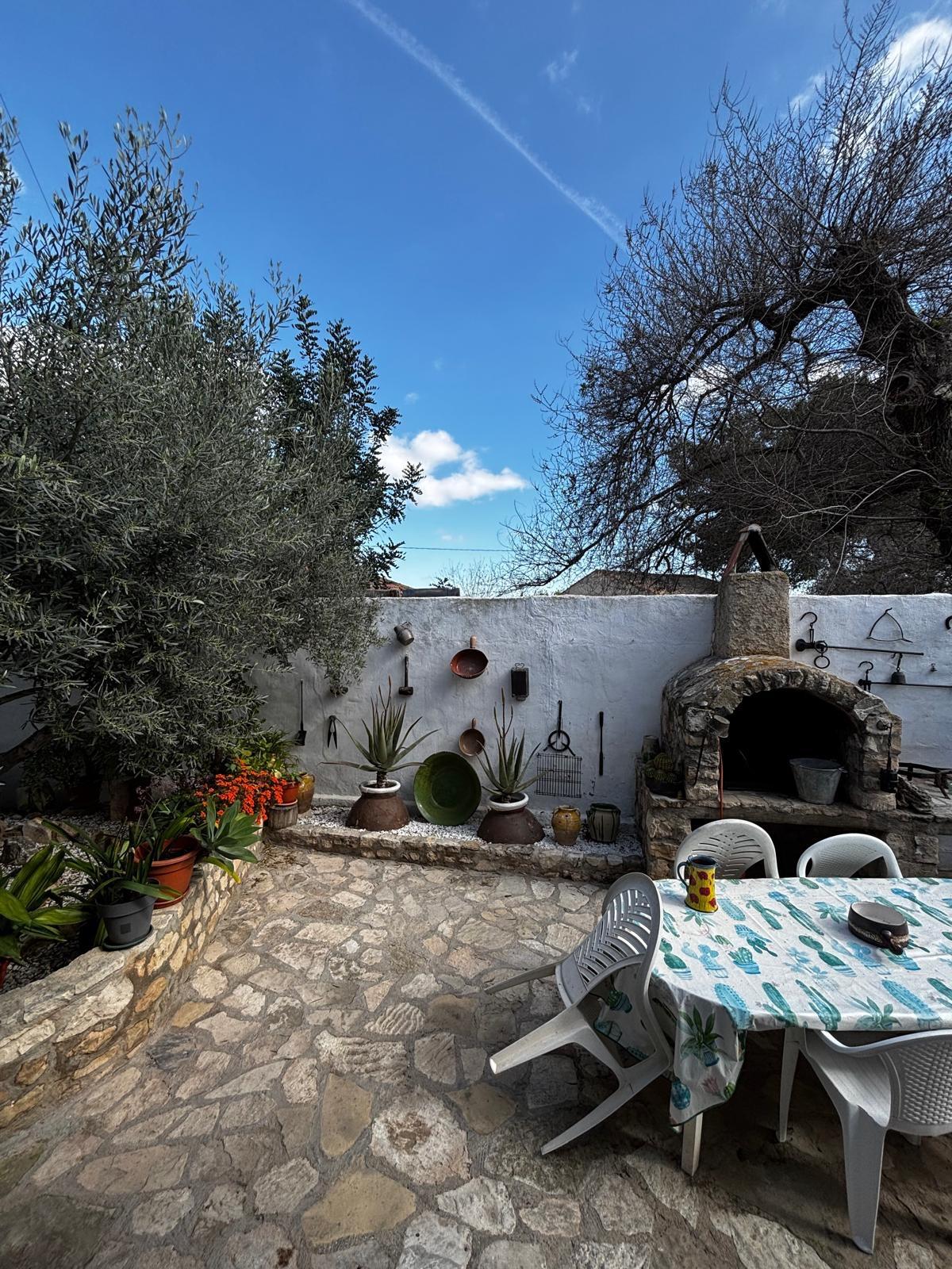 Master bedroom in finca for sale in Benejuzar