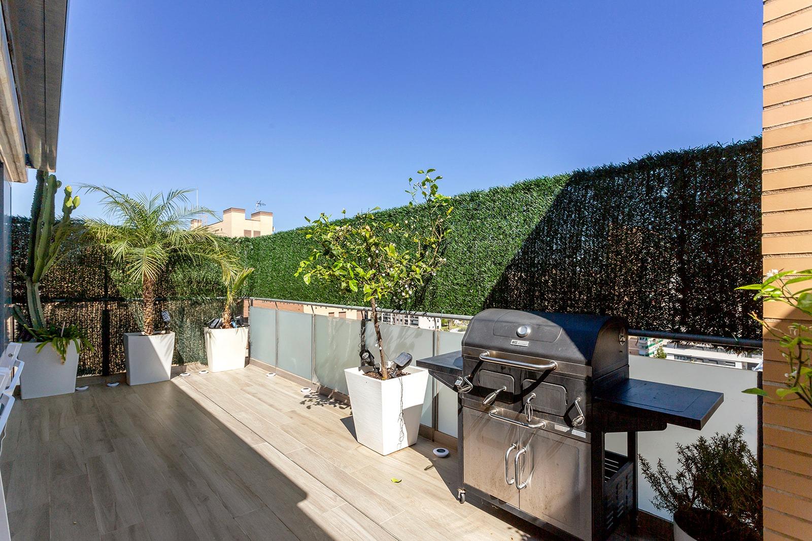 Bathroom in penthouse for sale in Alicante