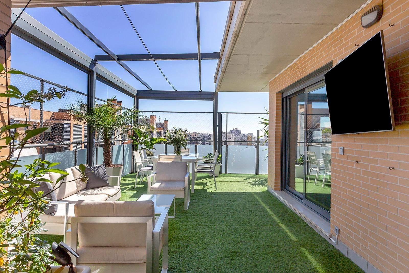 Garden in penthouse for sale in Alicante