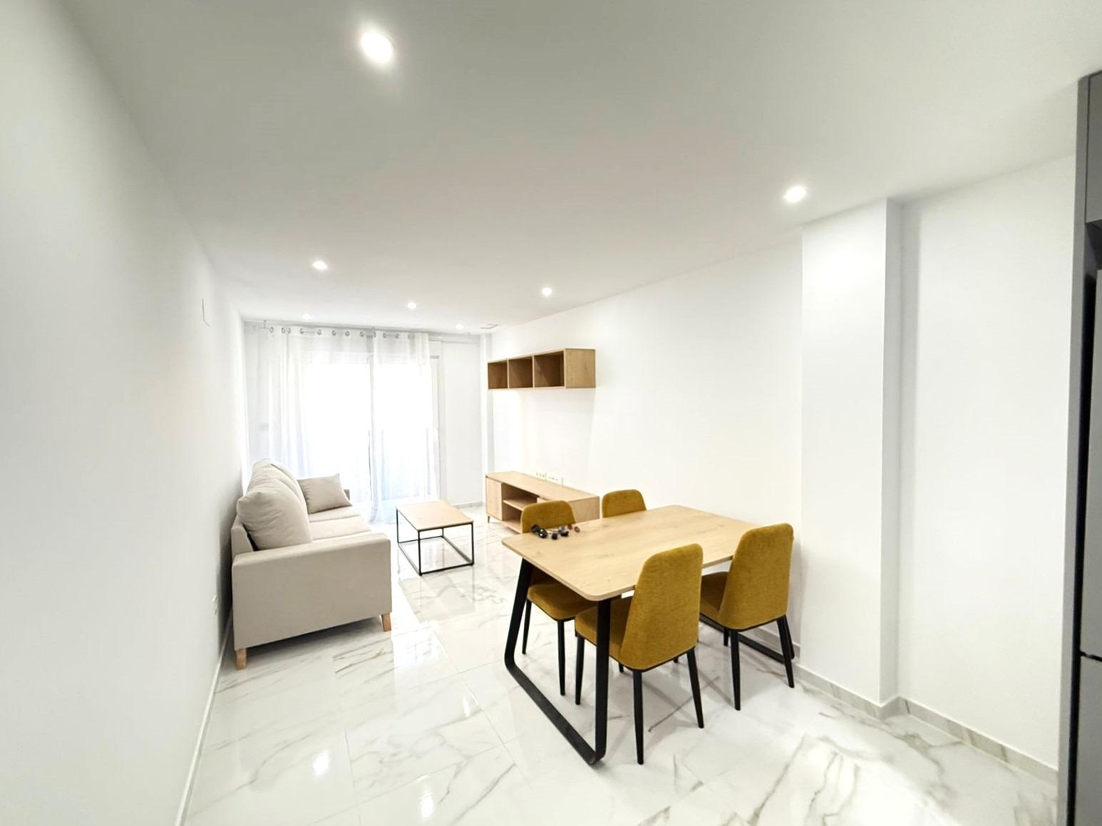 Modern 2-bedroom flat with balcony, sauna and barbecue area in Torrevieja RENT WITH OPTION TO BUY