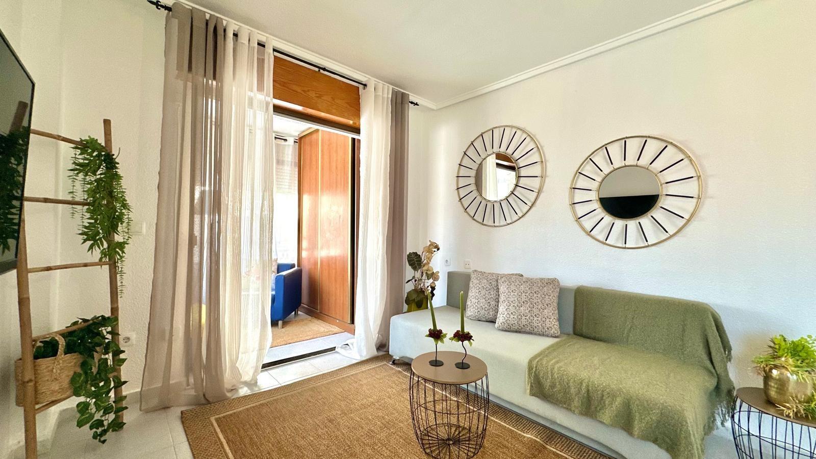 We present this charming 1-bedroom, 1-bathroom apartment located in the quiet and sought-after La Si