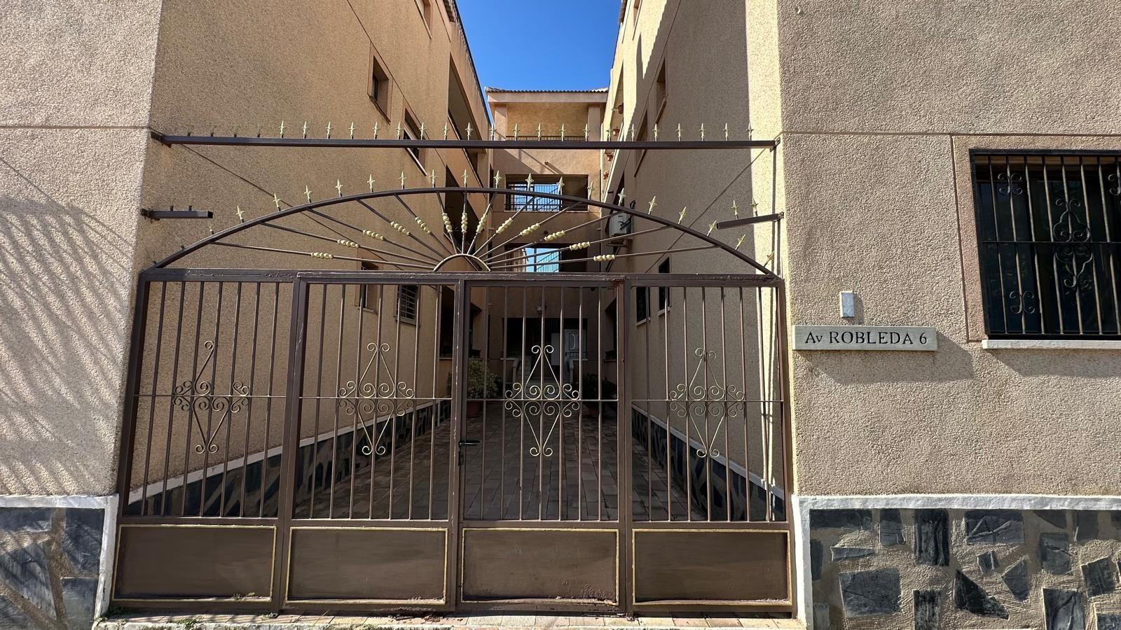 Kitchen in apartment for sale in Torrevieja