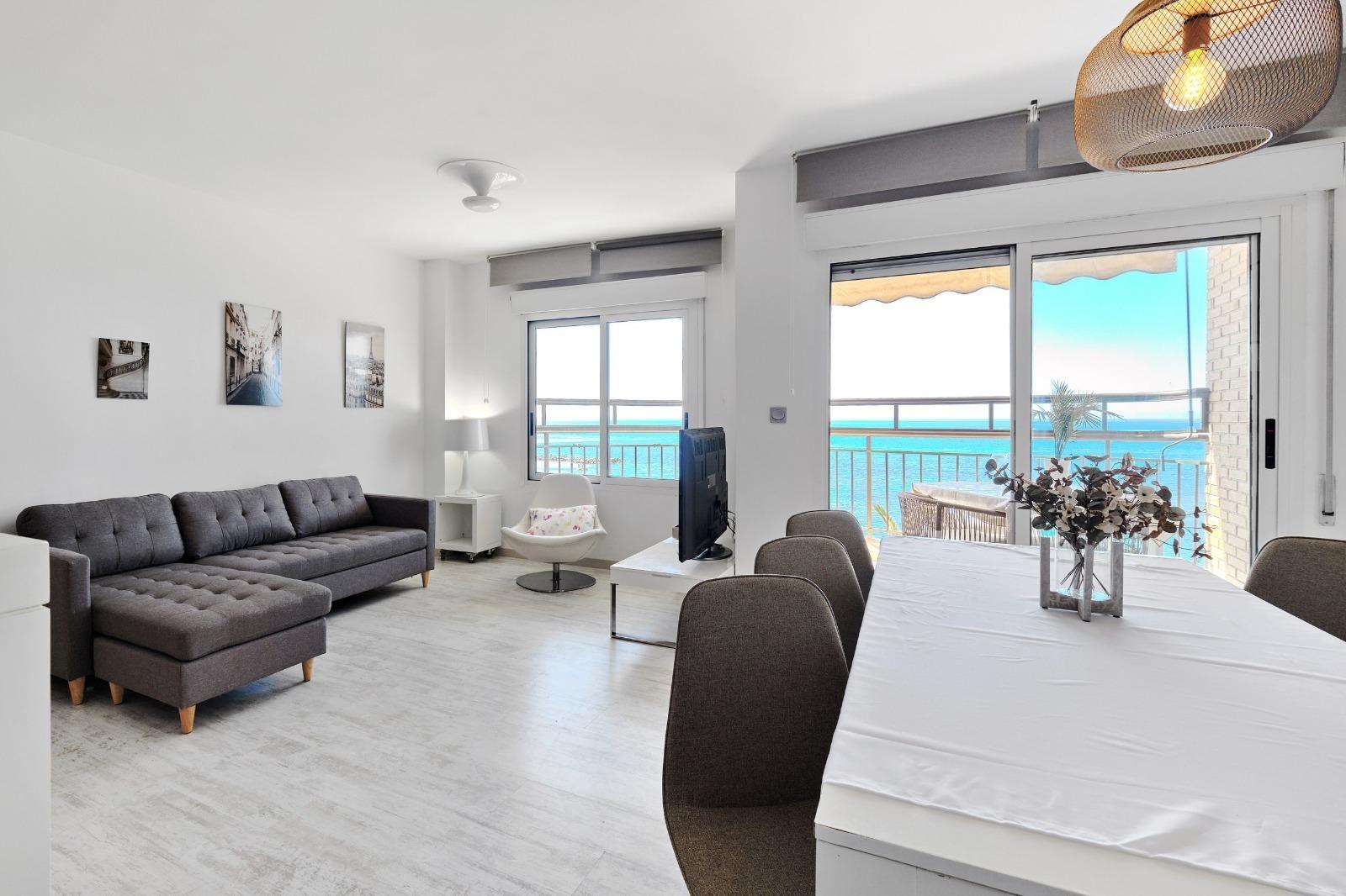 Discover this spectacular 3-bedroom, 2-bathroom apartment located on the beachfront of Playa del Cur