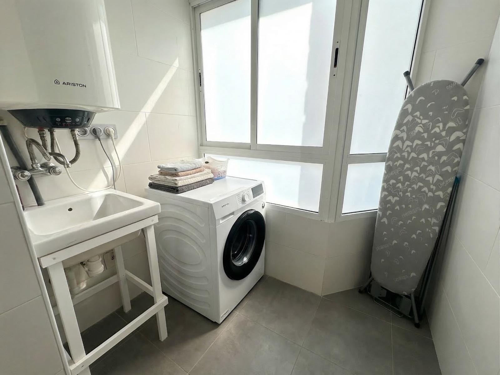 Master bedroom in apartment for sale in Torrevieja