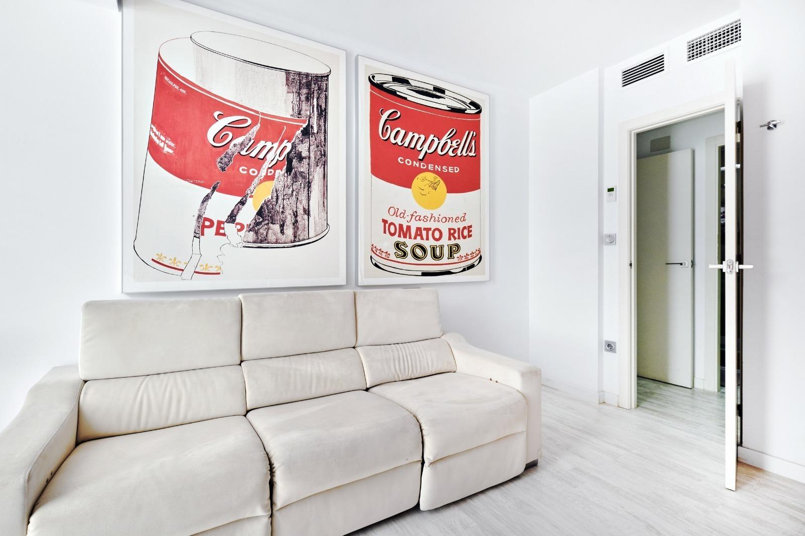 Master bedroom in apartment for sale in Torrevieja