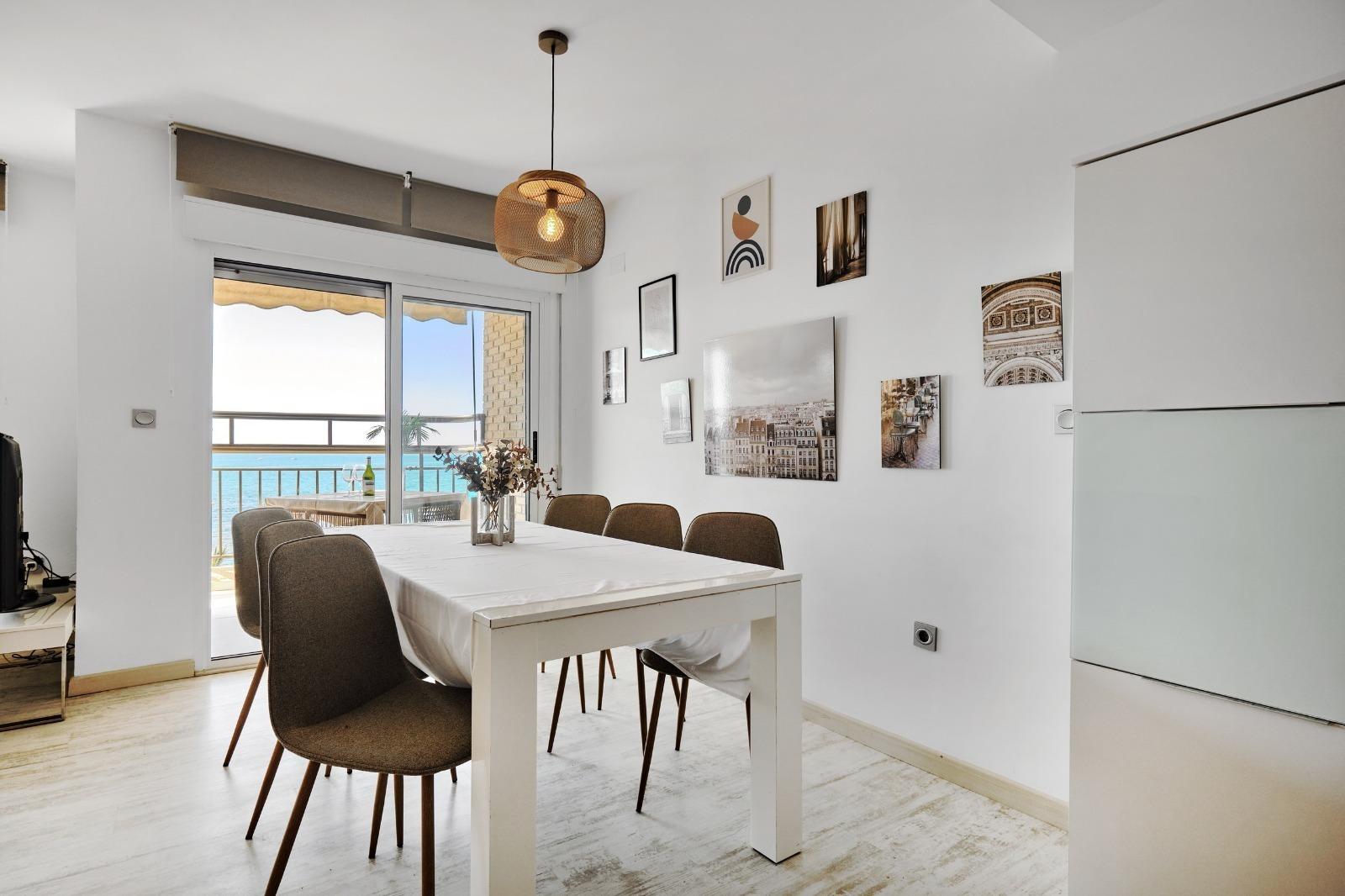 Discover this spectacular 3-bedroom, 2-bathroom apartment located on the beachfront of Playa del Cur