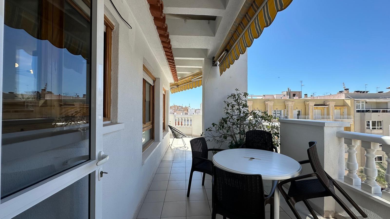 Master bedroom in apartment for sale in Torrevieja