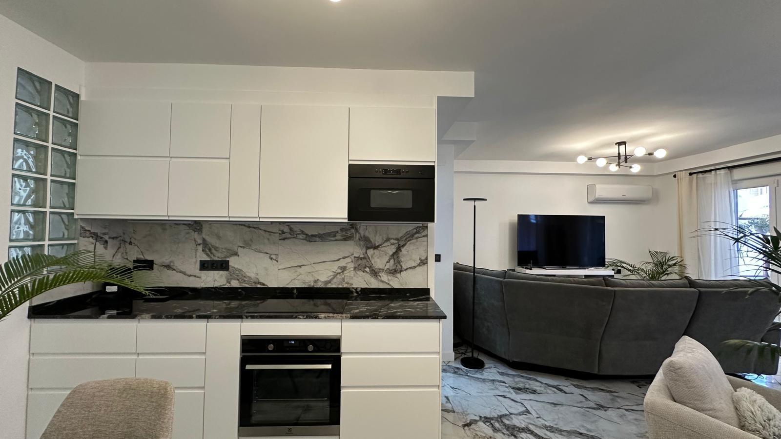 Living room in apartment for sale in Torrevieja