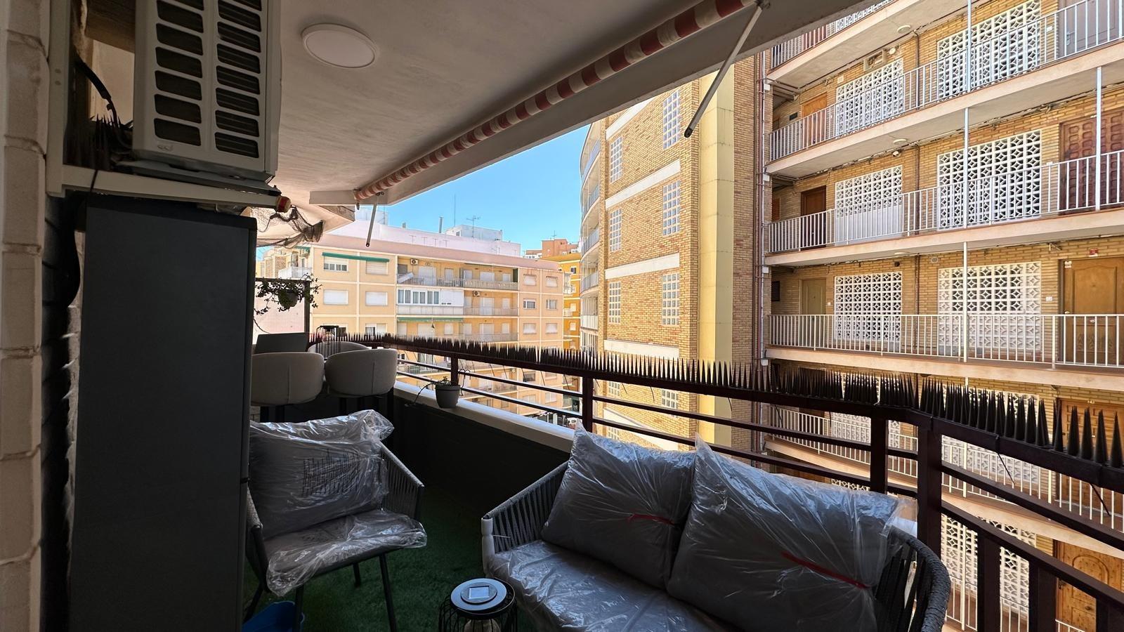 Terrace in apartment for sale in Torrevieja