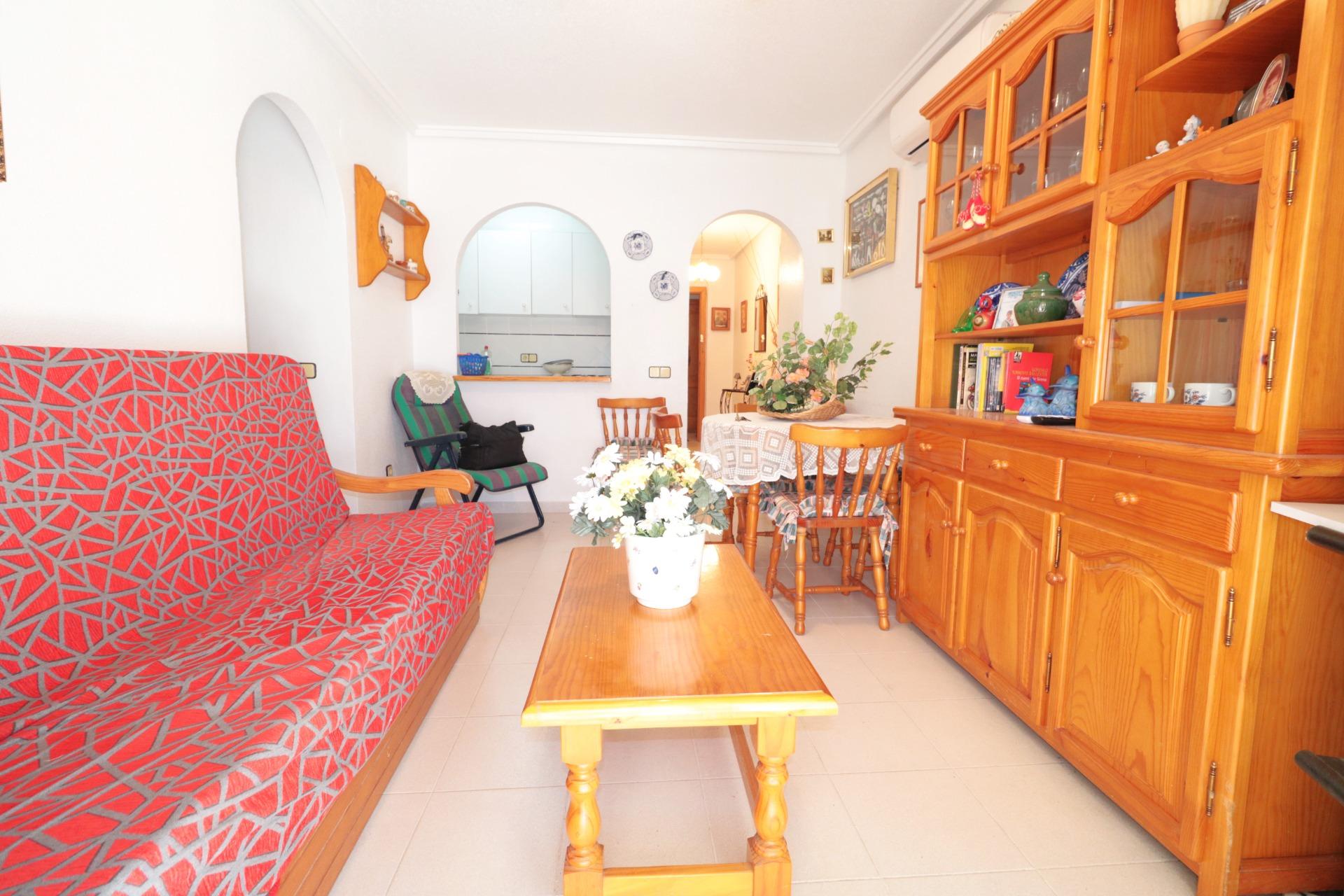 Bedrooms: 2, Bathrooms: 1, Apartment in Torrevieja, Alicante, Spain