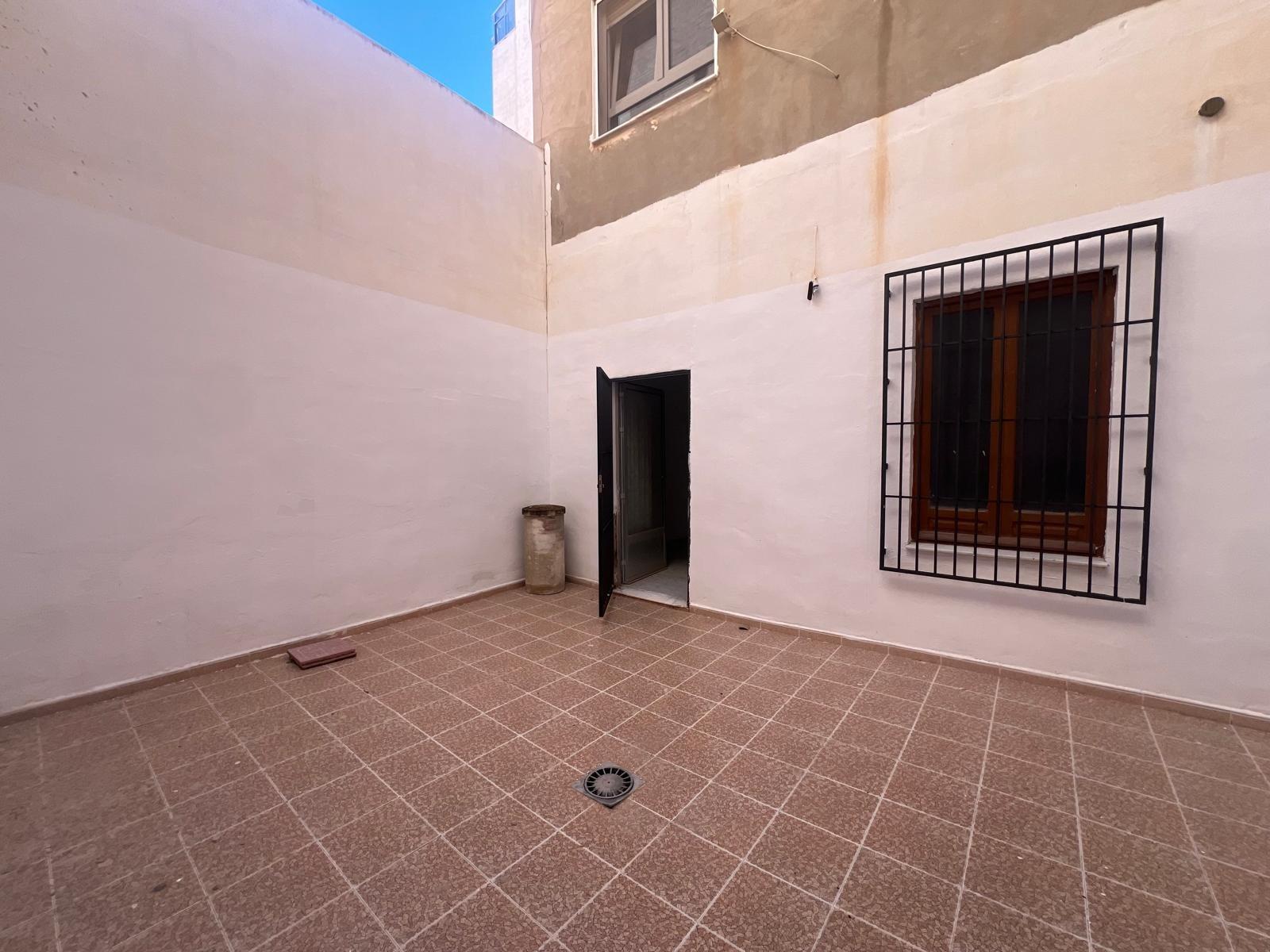 Bathroom in commercial for sale in Torrevieja