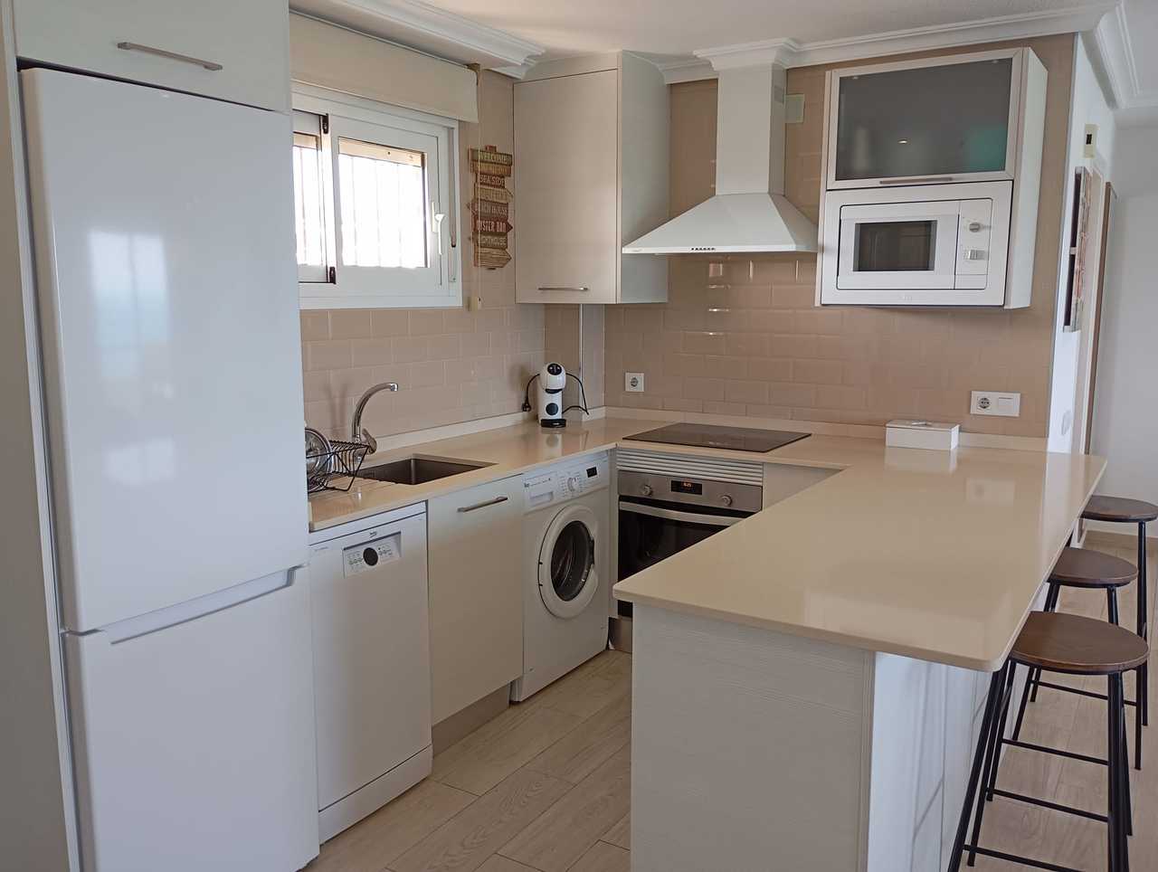 Kitchen in apartment for sale in Mil Palmeras