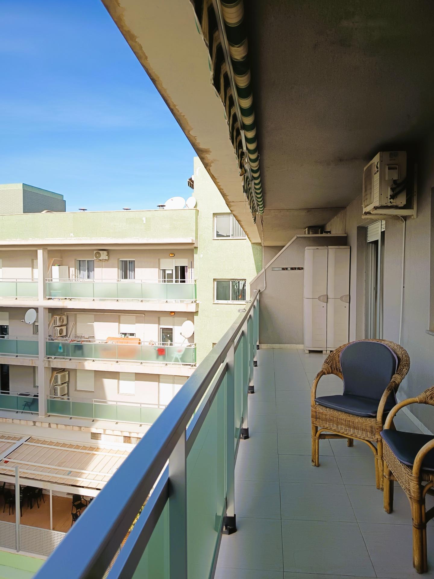 Dining area in penthouse for sale in Orihuela Costa